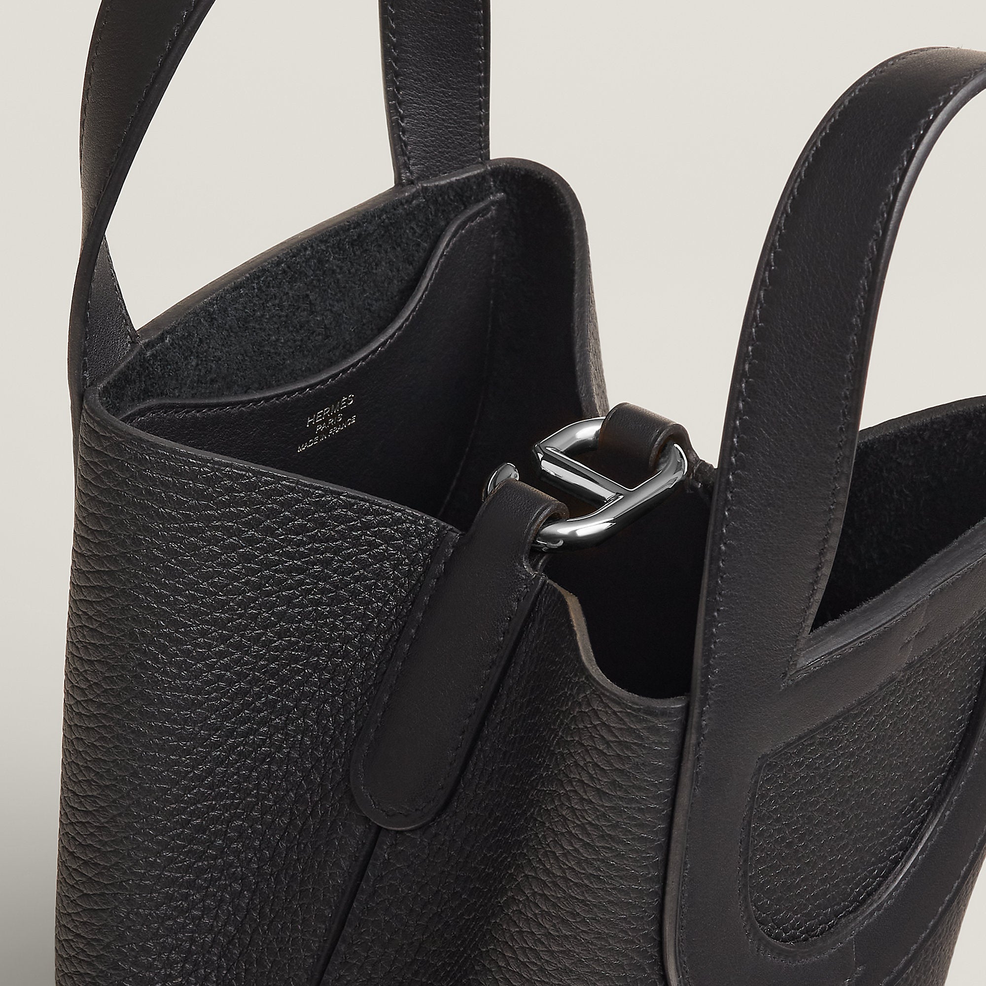 Hermes In The Loop 18 Bag Noir