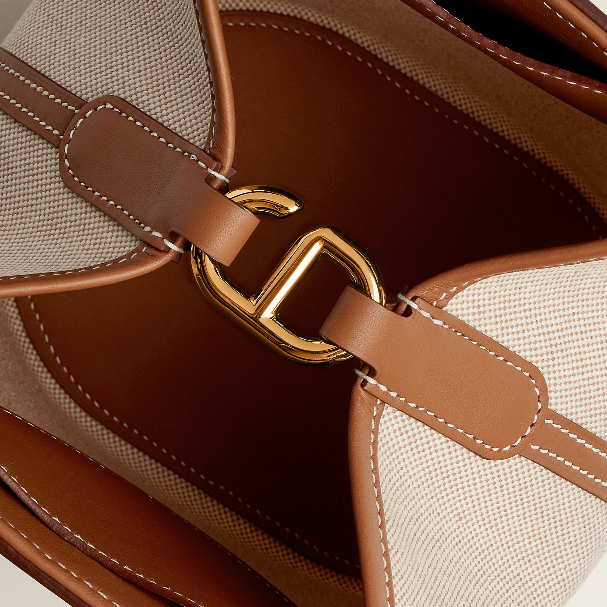 Hermes In The Loop 18 Bag Cru