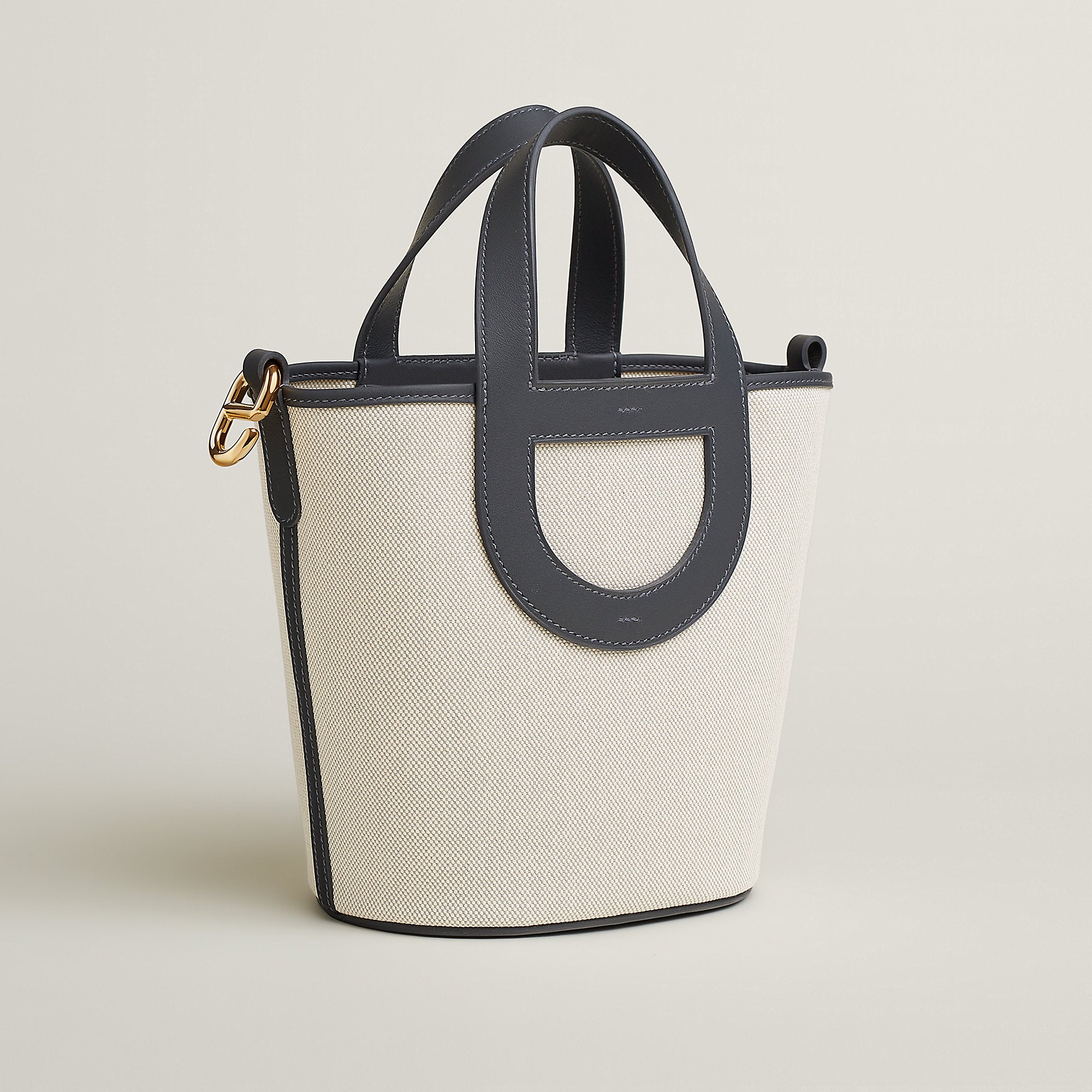 Hermes In The Loop 18 Bag Cru