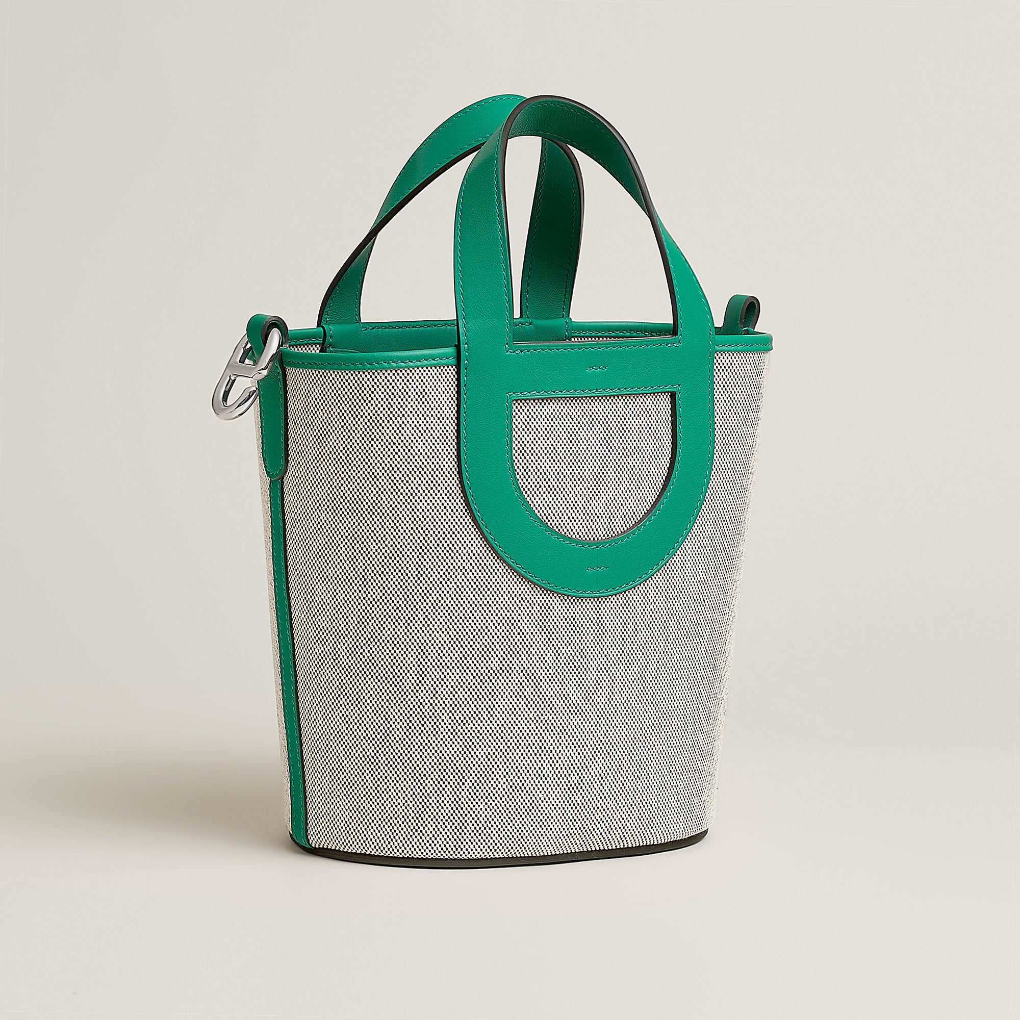 Hermes In The Loop 18 Bag Cru