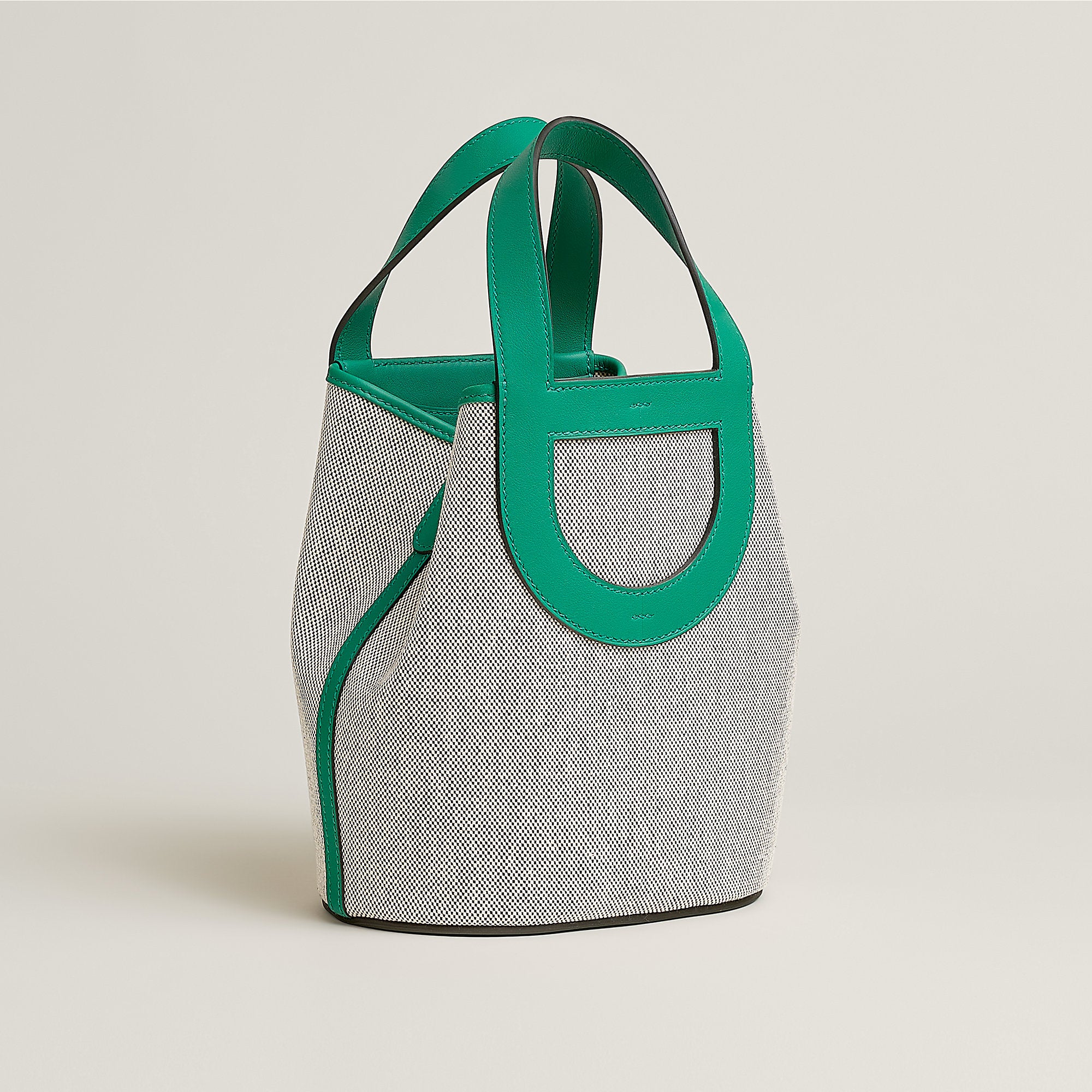 Hermes In The Loop 18 Bag Cru