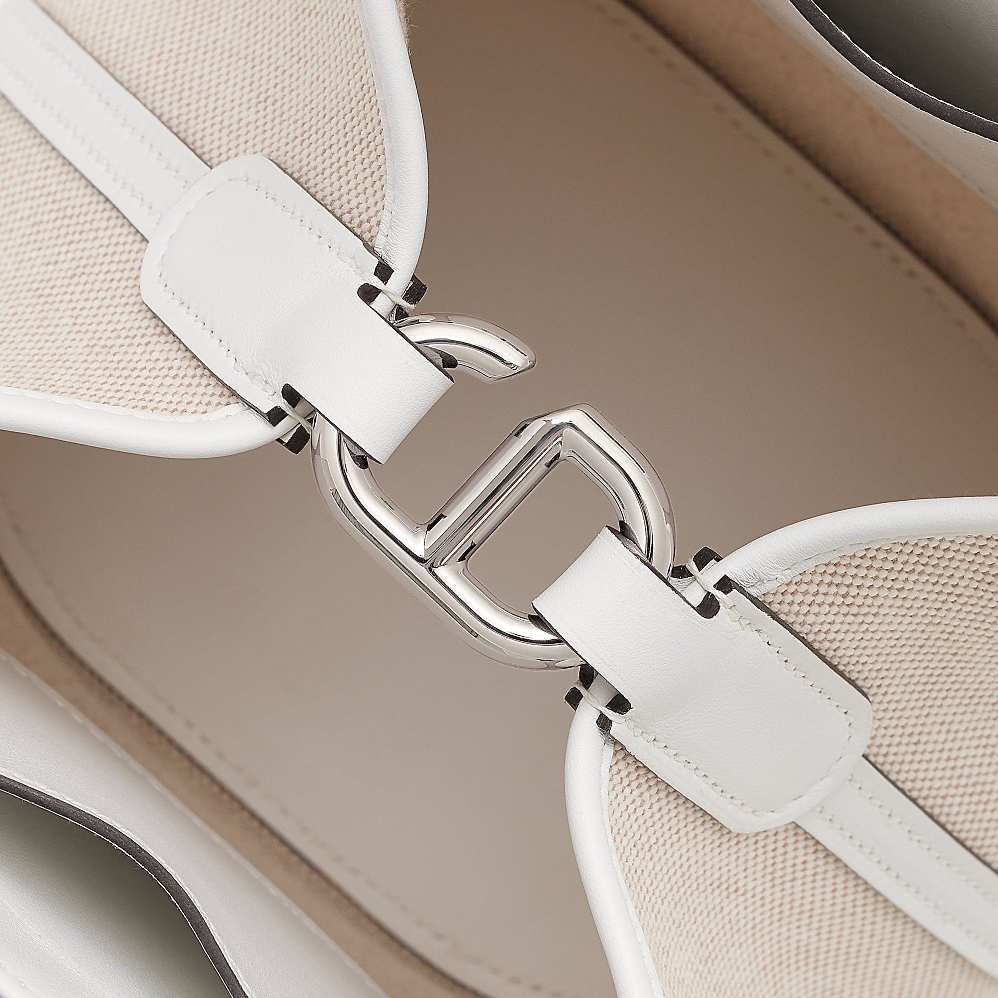 Hermes In The Loop 18 Bag Cru