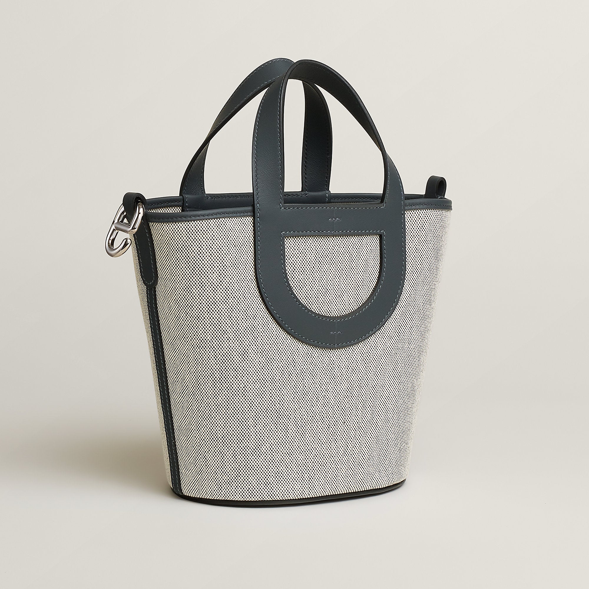 Hermes In The Loop 18 Bag Cru