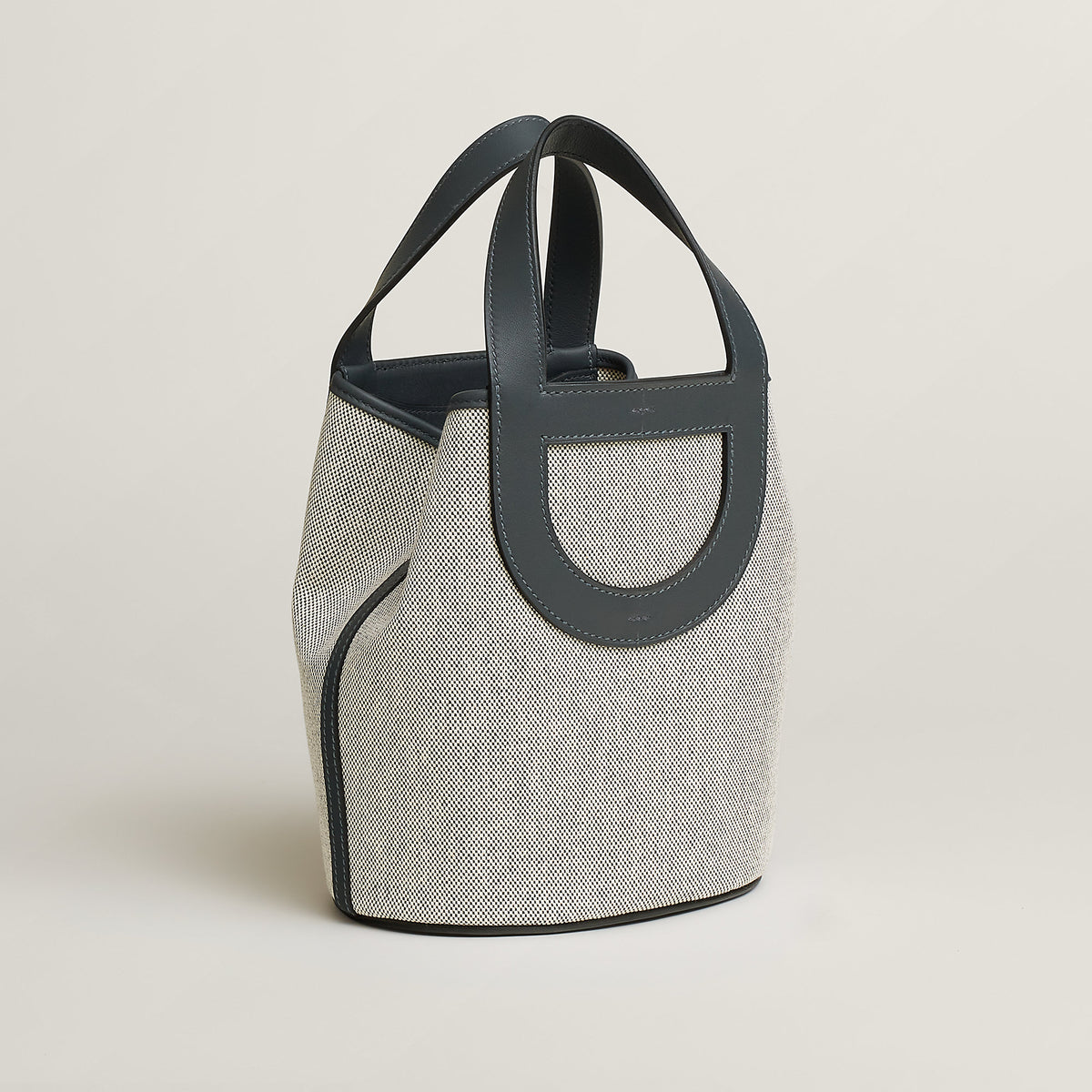 Hermes In The Loop 18 Bag Cru
