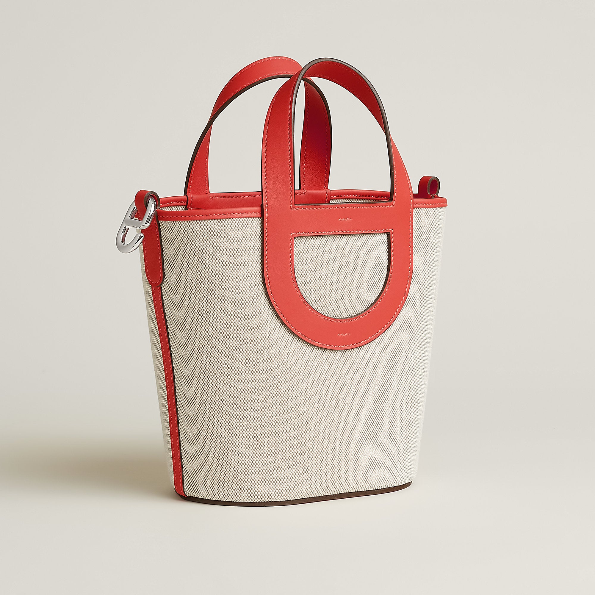 Hermes In The Loop 18 Bag Cru