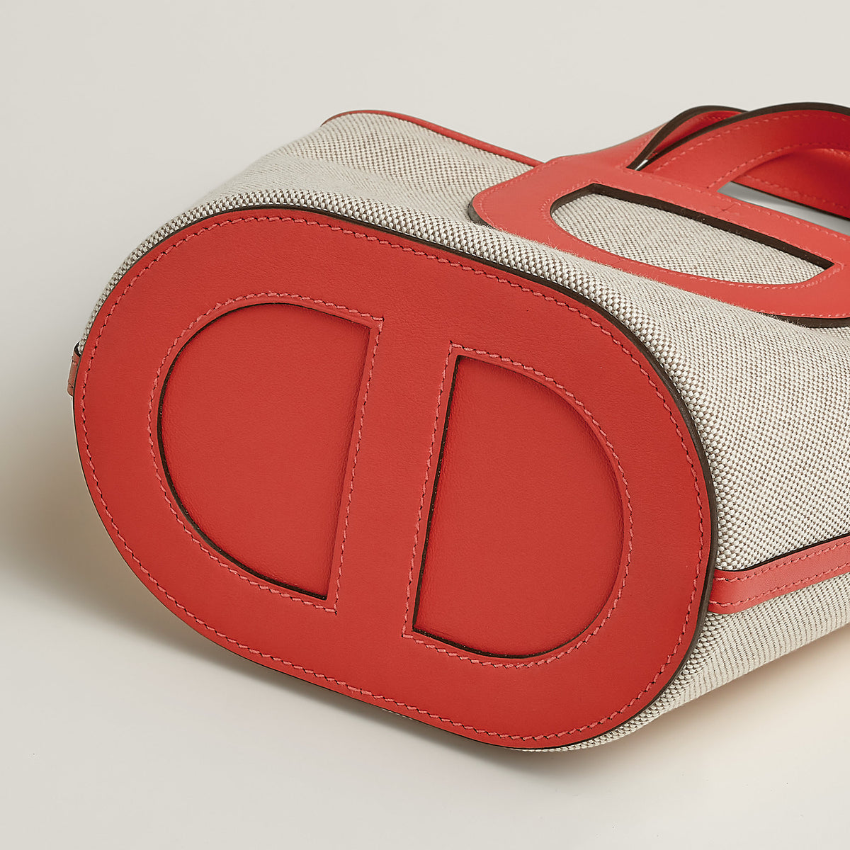 Hermes In The Loop 18 Bag Cru