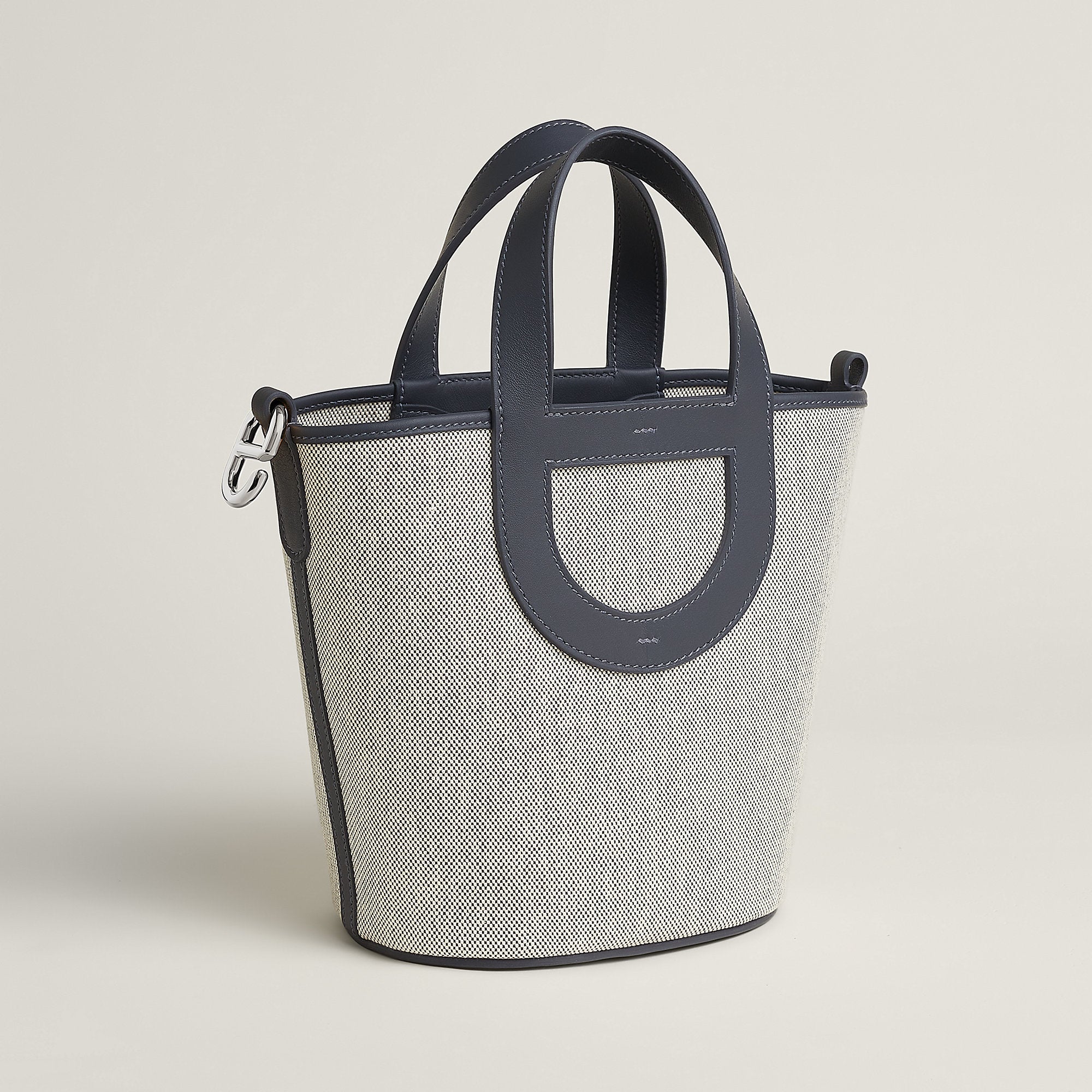 Hermes In The Loop 18 Bag Cru