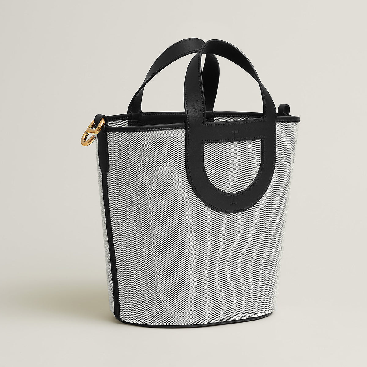 Hermes In The Loop 23 Bag Cru