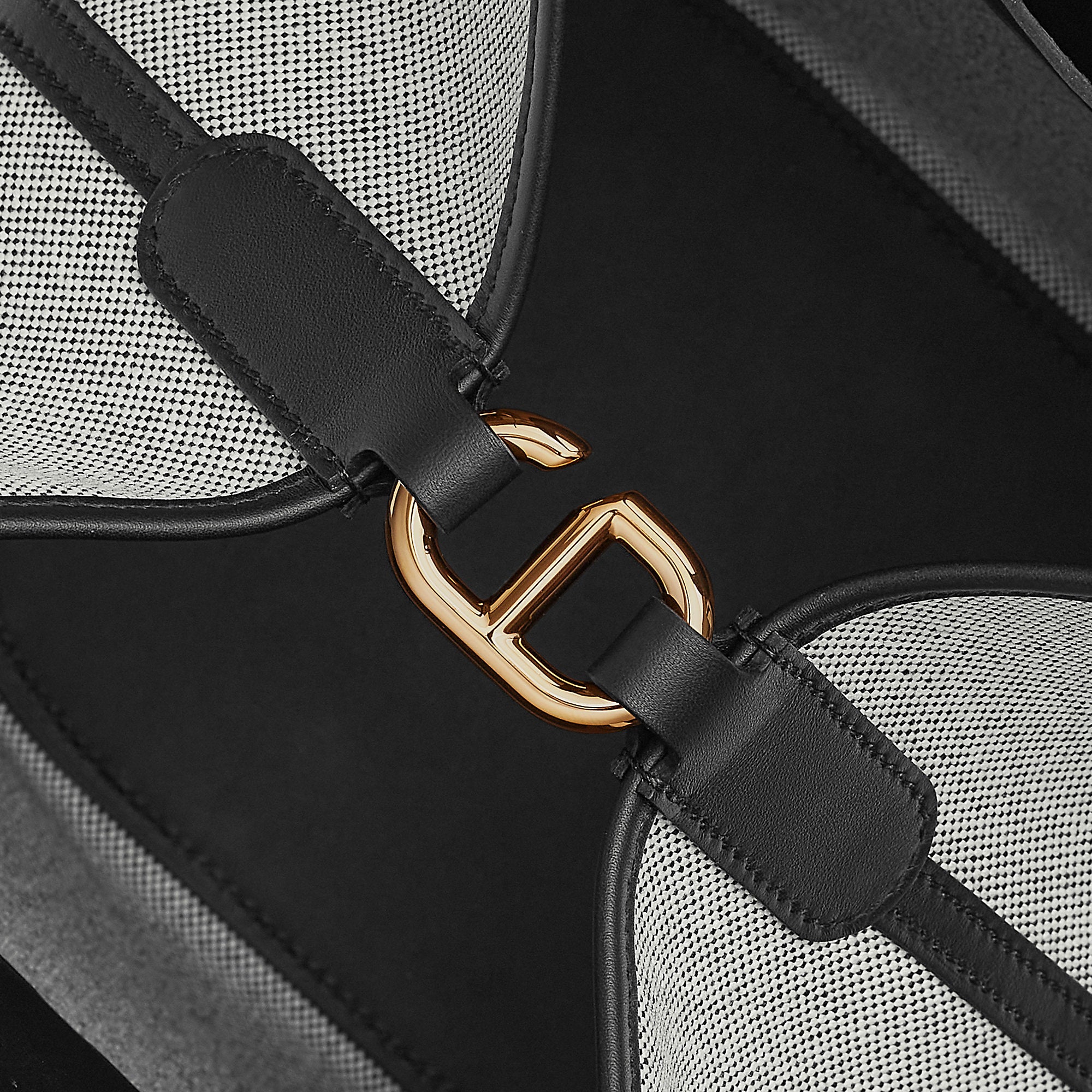 Hermes In The Loop 23 Bag Cru