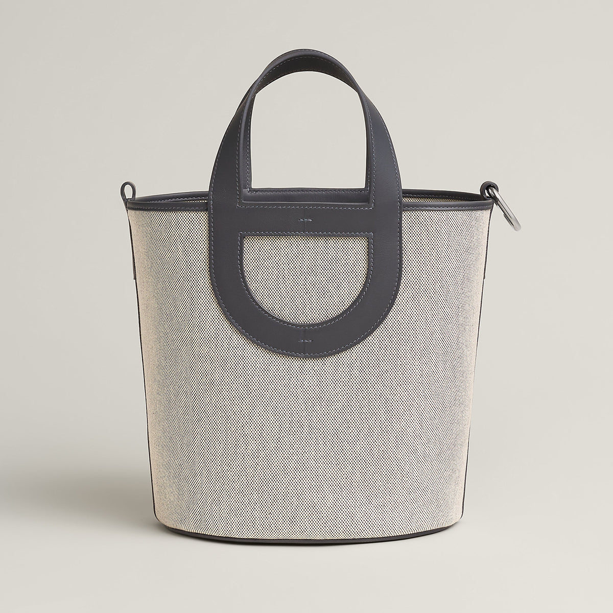 Hermes In The Loop 23 Bag Cru