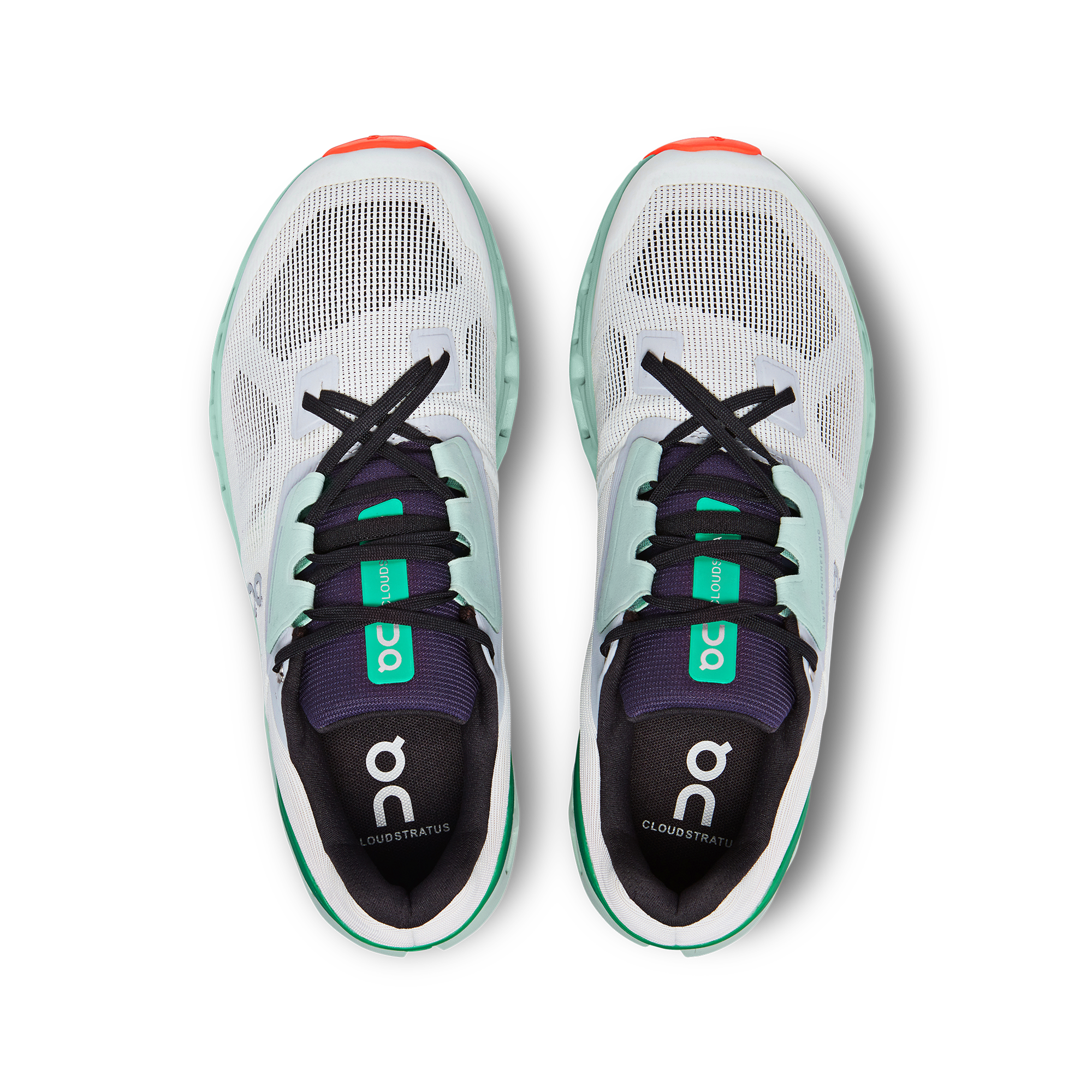 On Cloudstratus Undyed White Creek