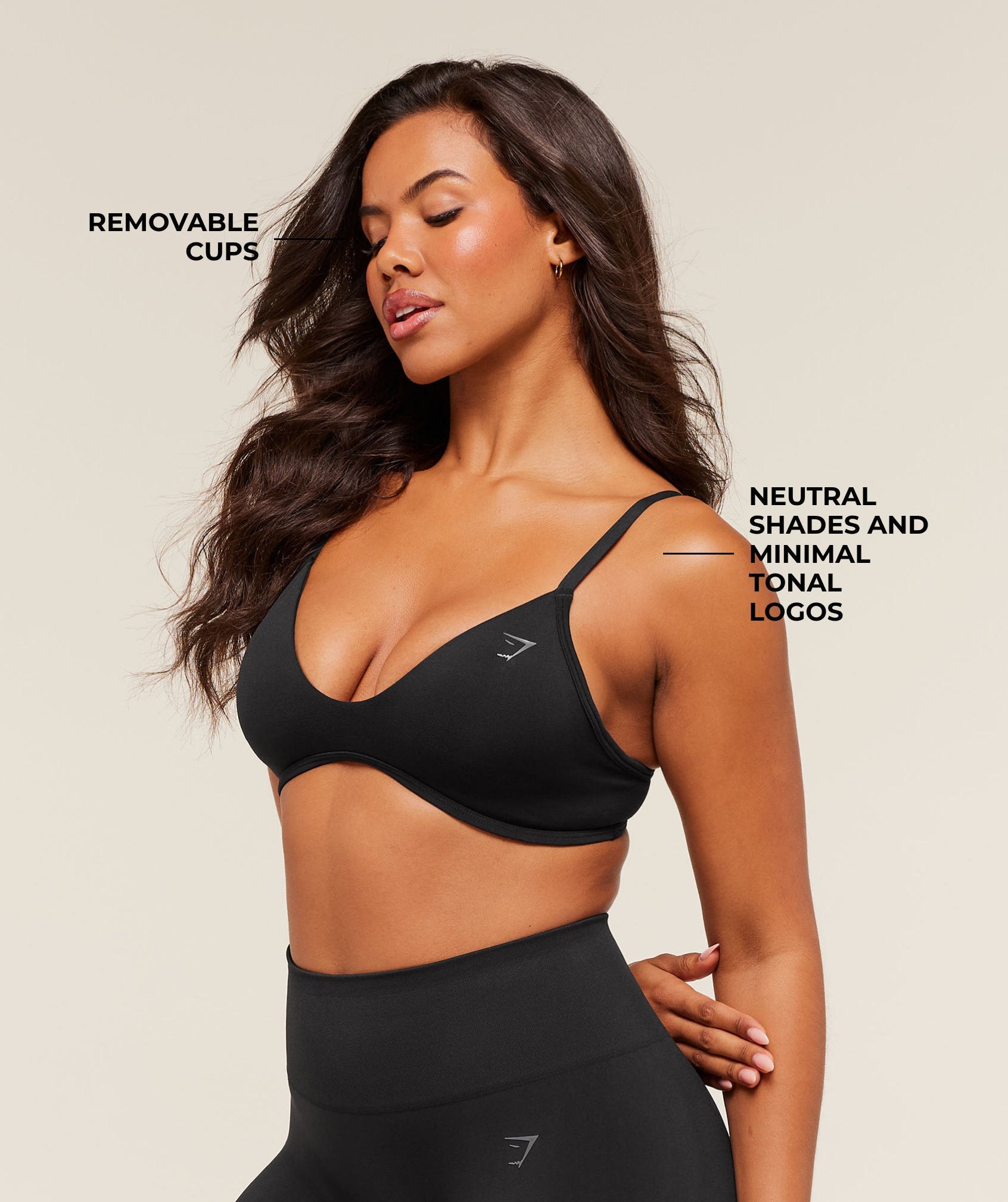 Women's Gymshark Soft Sculpt V-Neck Sports Bra Black