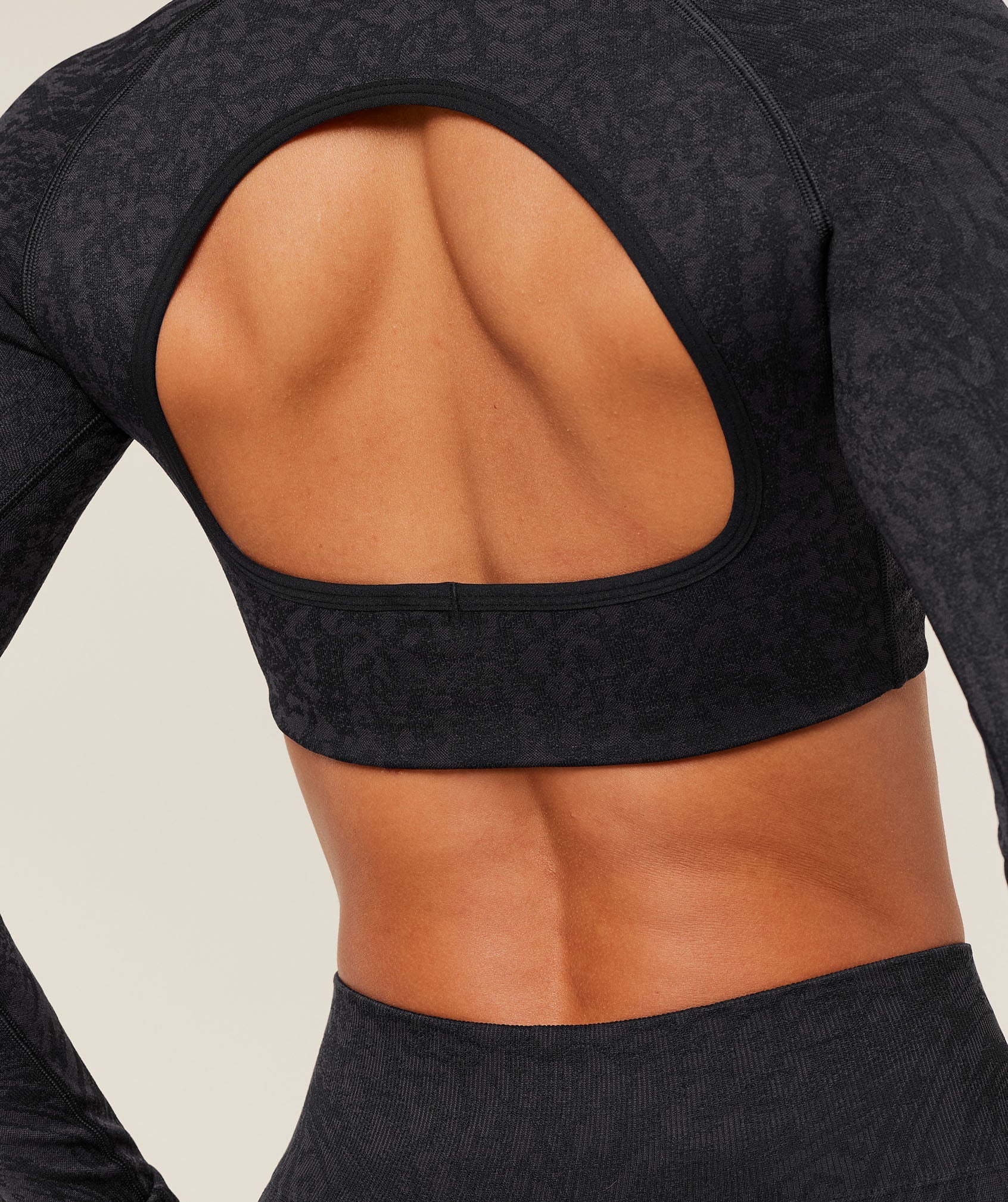 Women's Gymshark Adapt Animal X Whitney Long Sleeve Crop Top Black