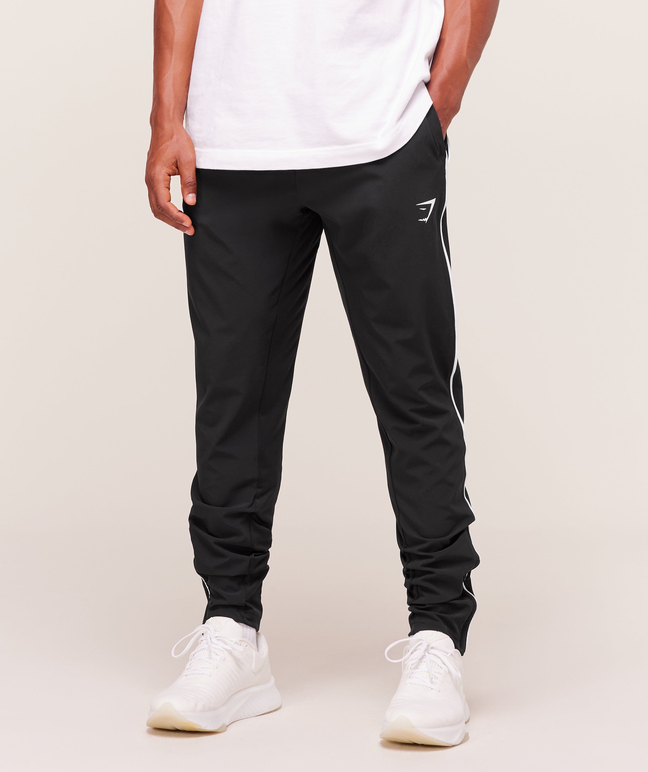 Gymshark Arrival Woven Block Joggers Black