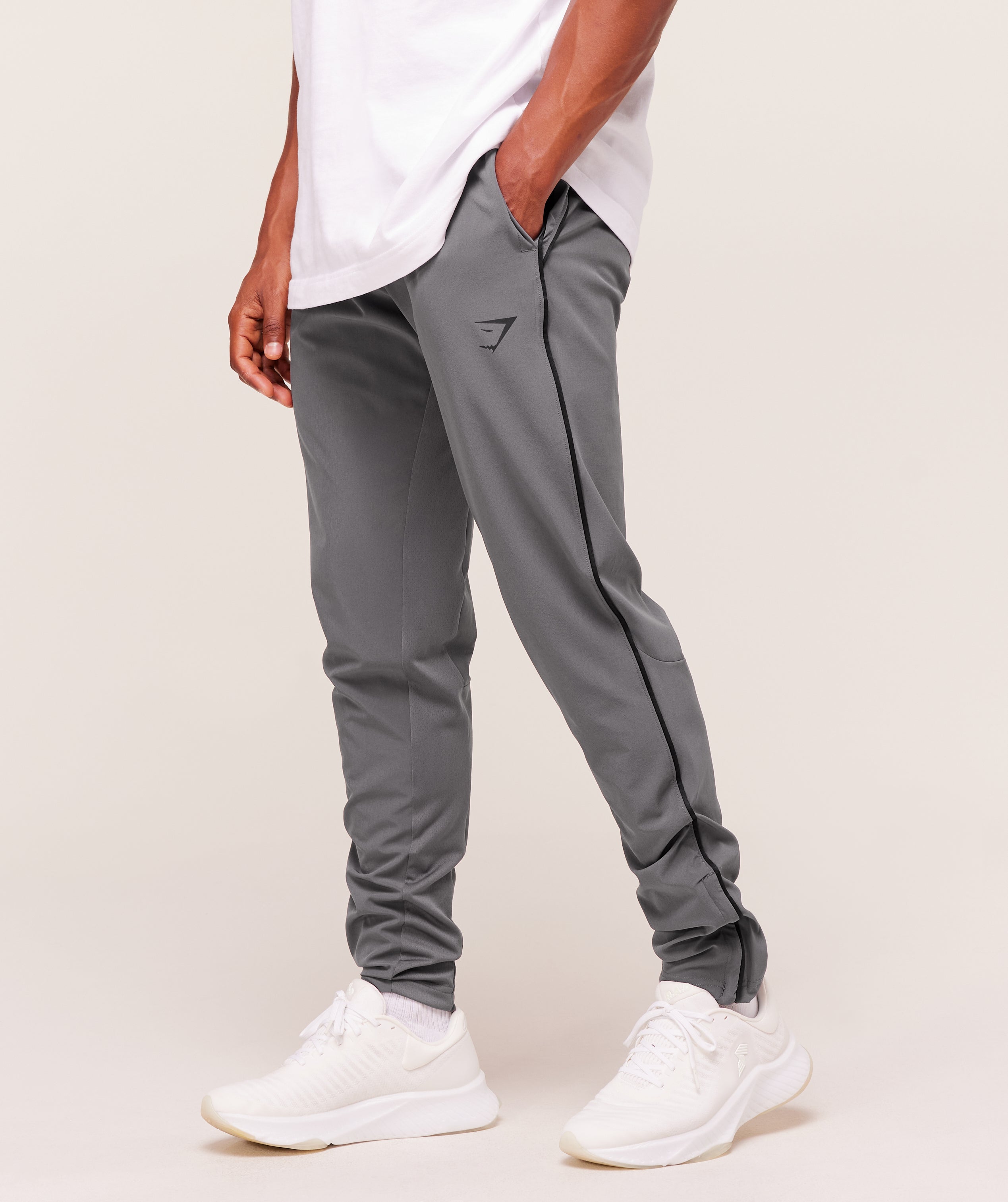 Gymshark Arrival Woven Block Joggers Dark Grey