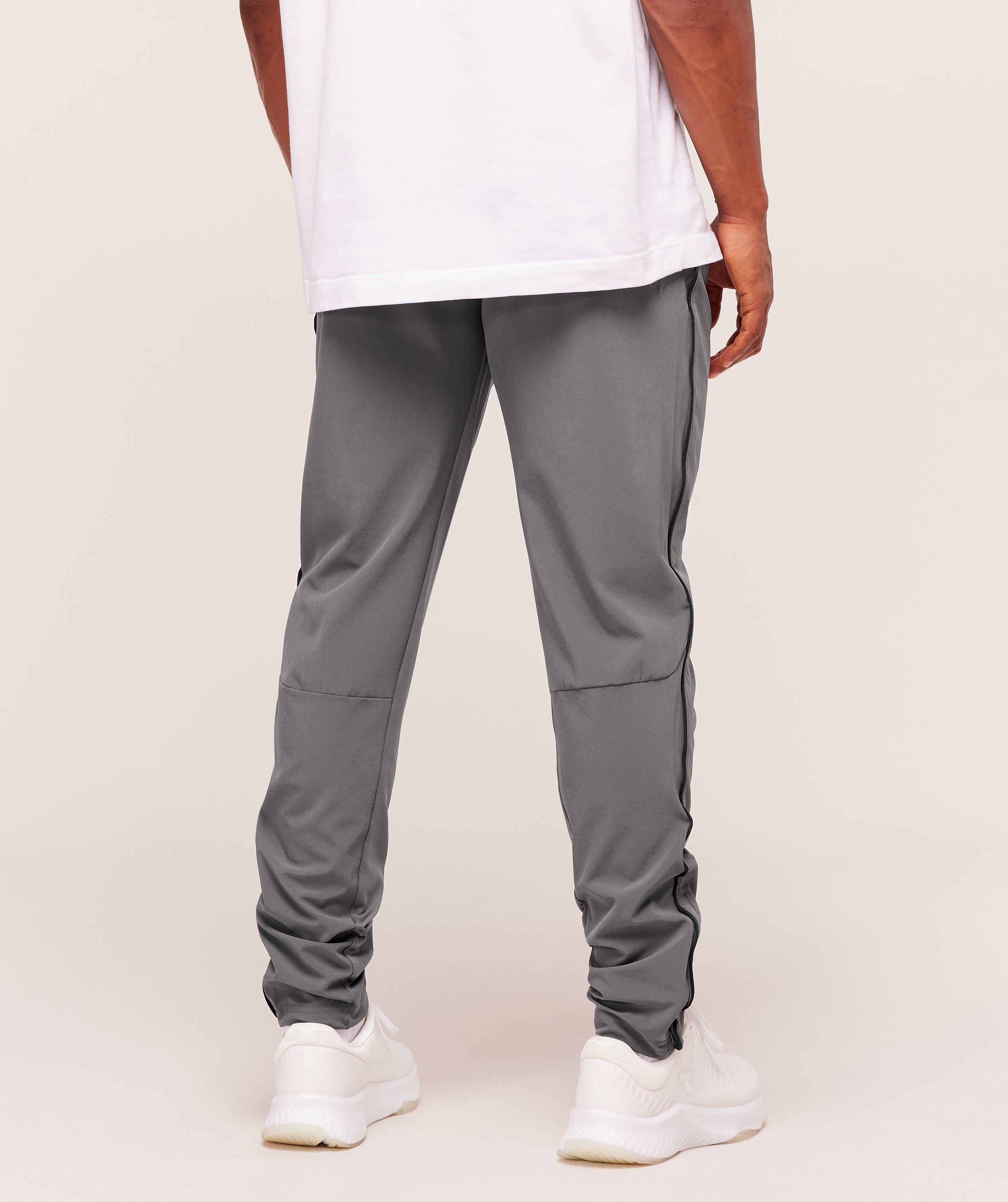 Gymshark Arrival Woven Block Joggers Dark Grey