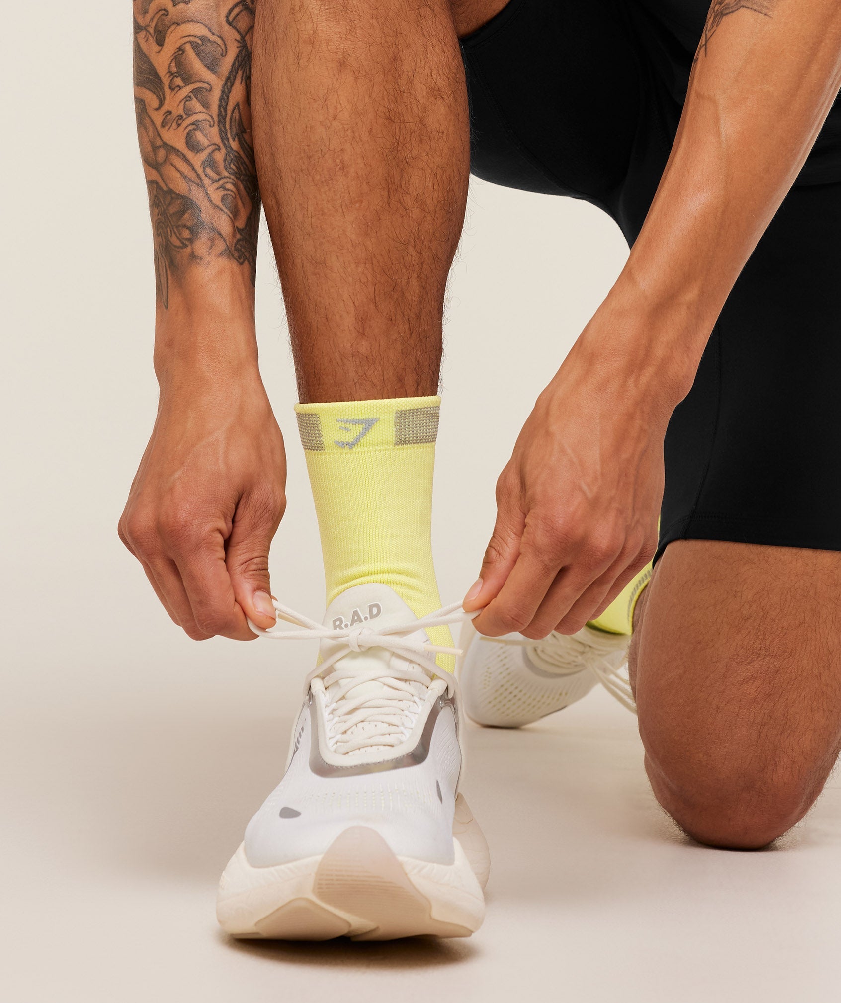 Women's Gymshark Running Elite Crew Sock Single Sorbet Yellow
