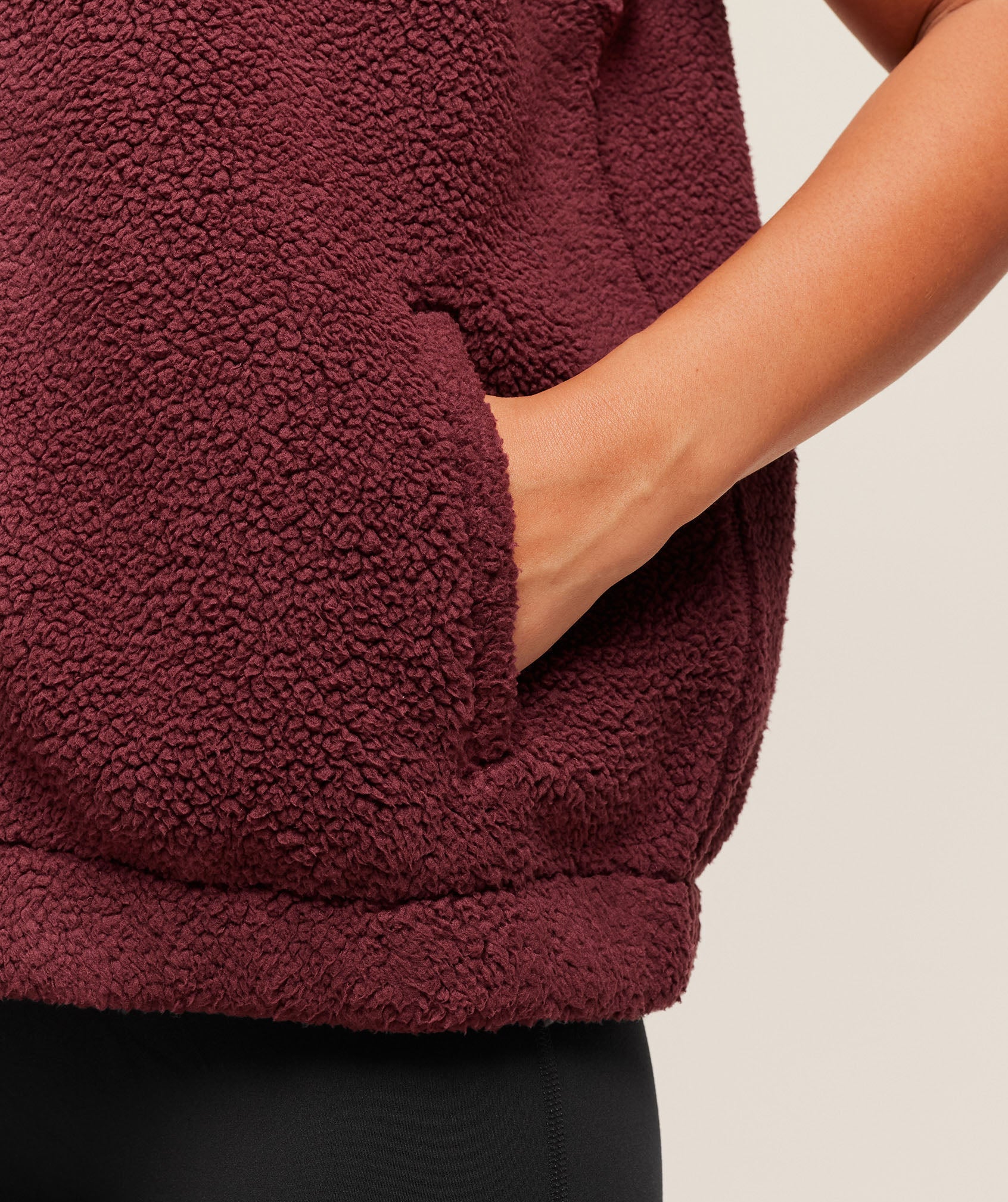 Women's Gymshark Sherpa Gilet Rich Maroon