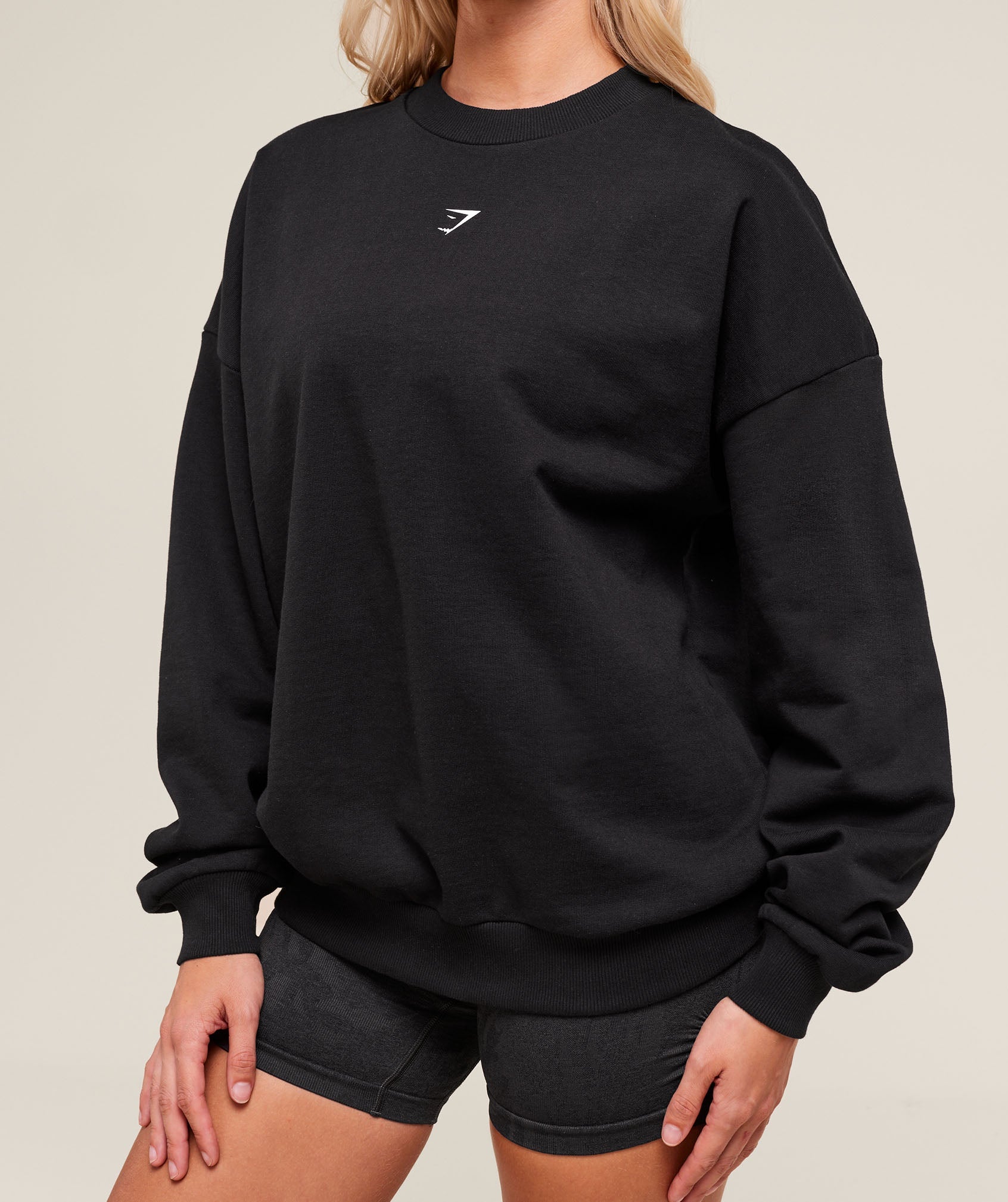 Women's Gymshark Cherry Graphic Oversized Sweatshirt Black
