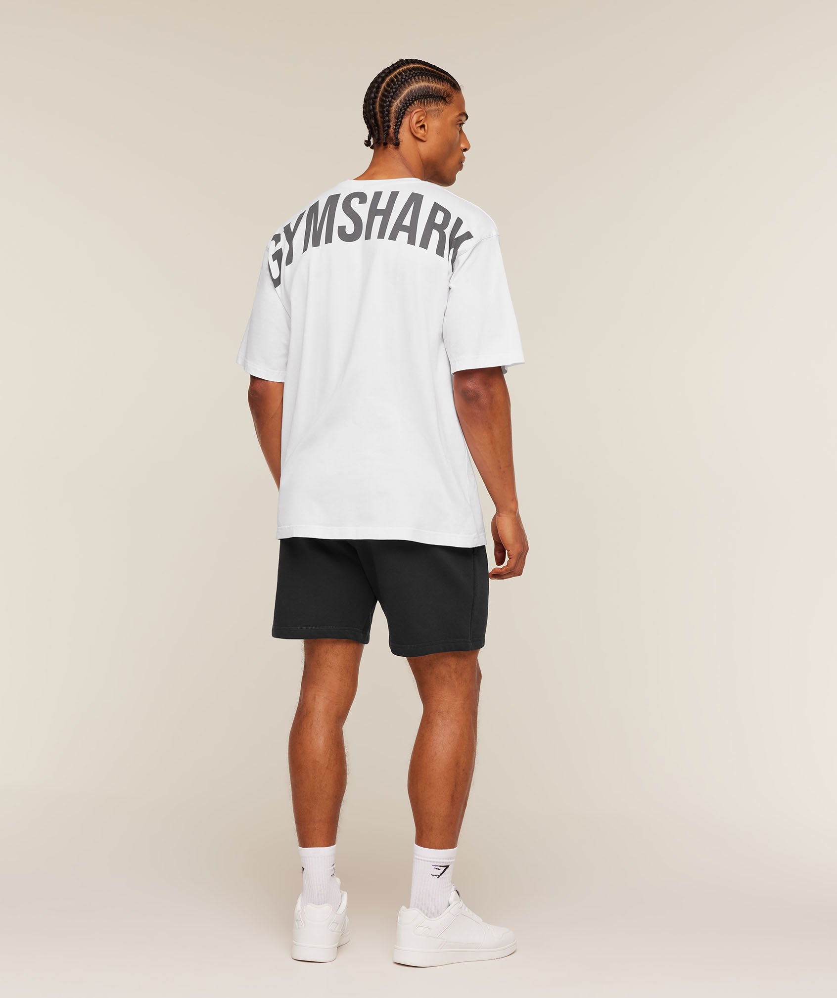 Gymshark Crest 7" Shorts Black