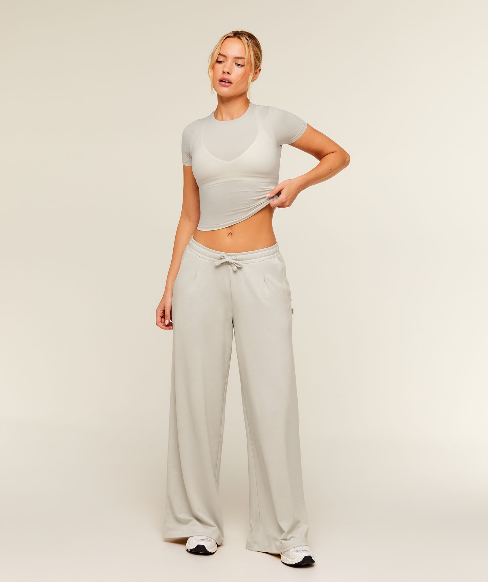 Women's Gymshark Lightweight Wide Leg Pants Regular Pebble Grey