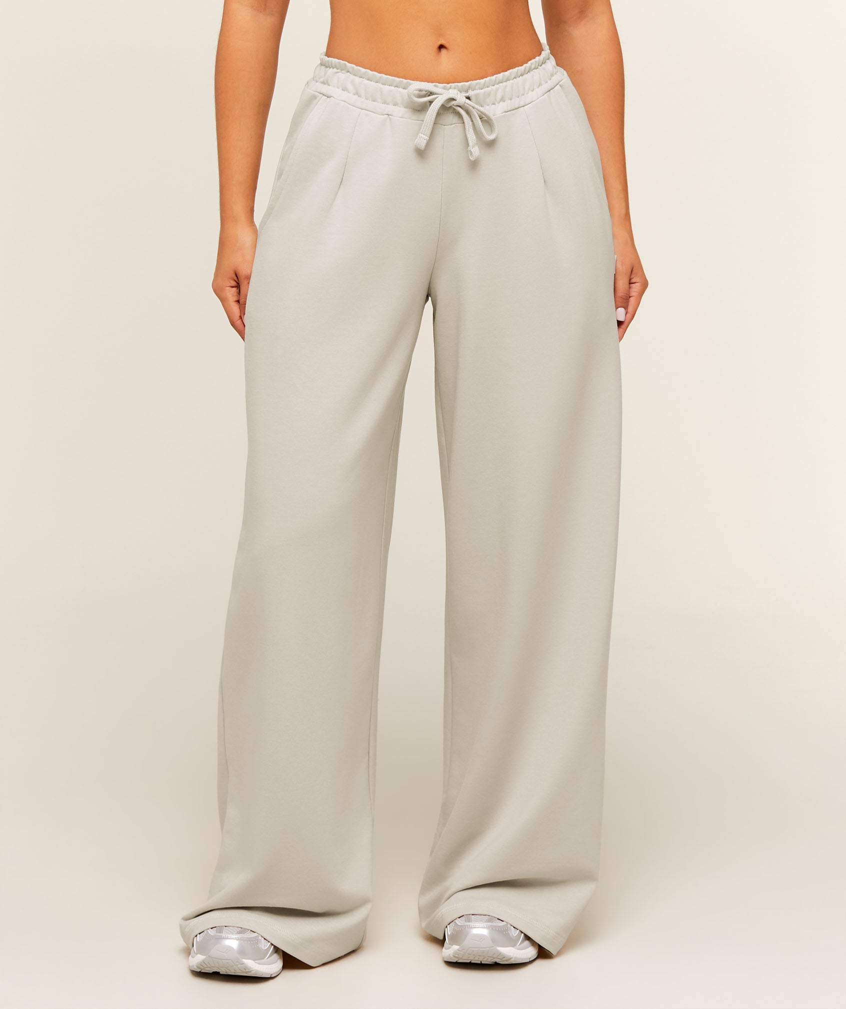 Women's Gymshark Lightweight Wide Leg Pant Short Pebble Grey