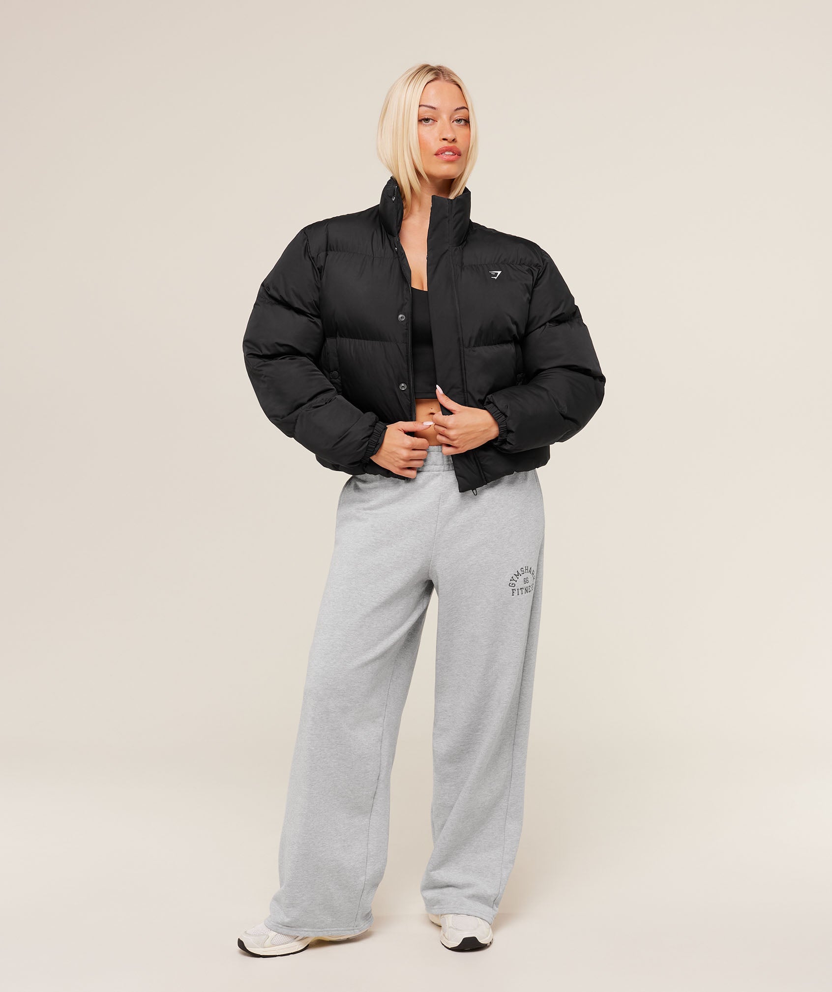 Women's Gymshark Puffer Jacket Black