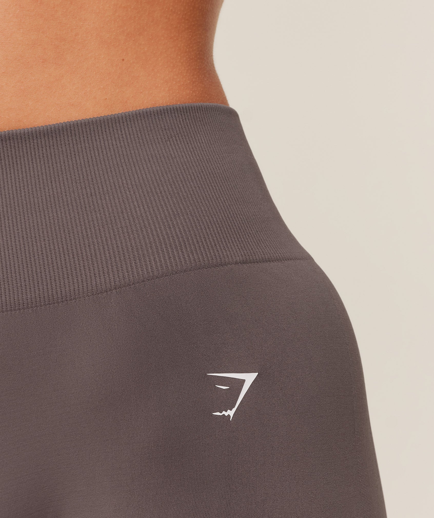 Women's Gymshark Everyday Seamless Shorts 2.0 Cool Brown