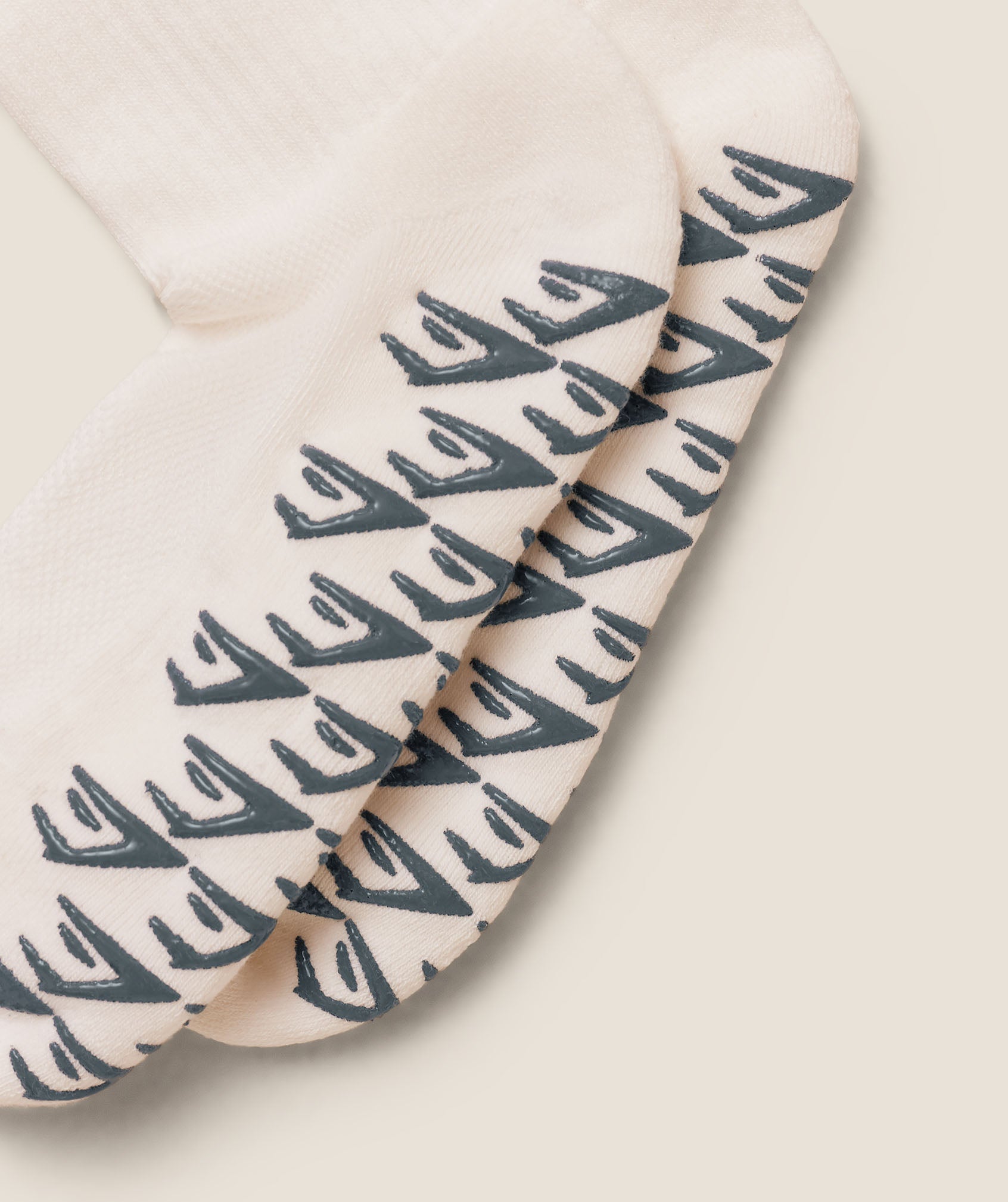 Women's Gymshark Frill Pilates Midi Sock Soft White