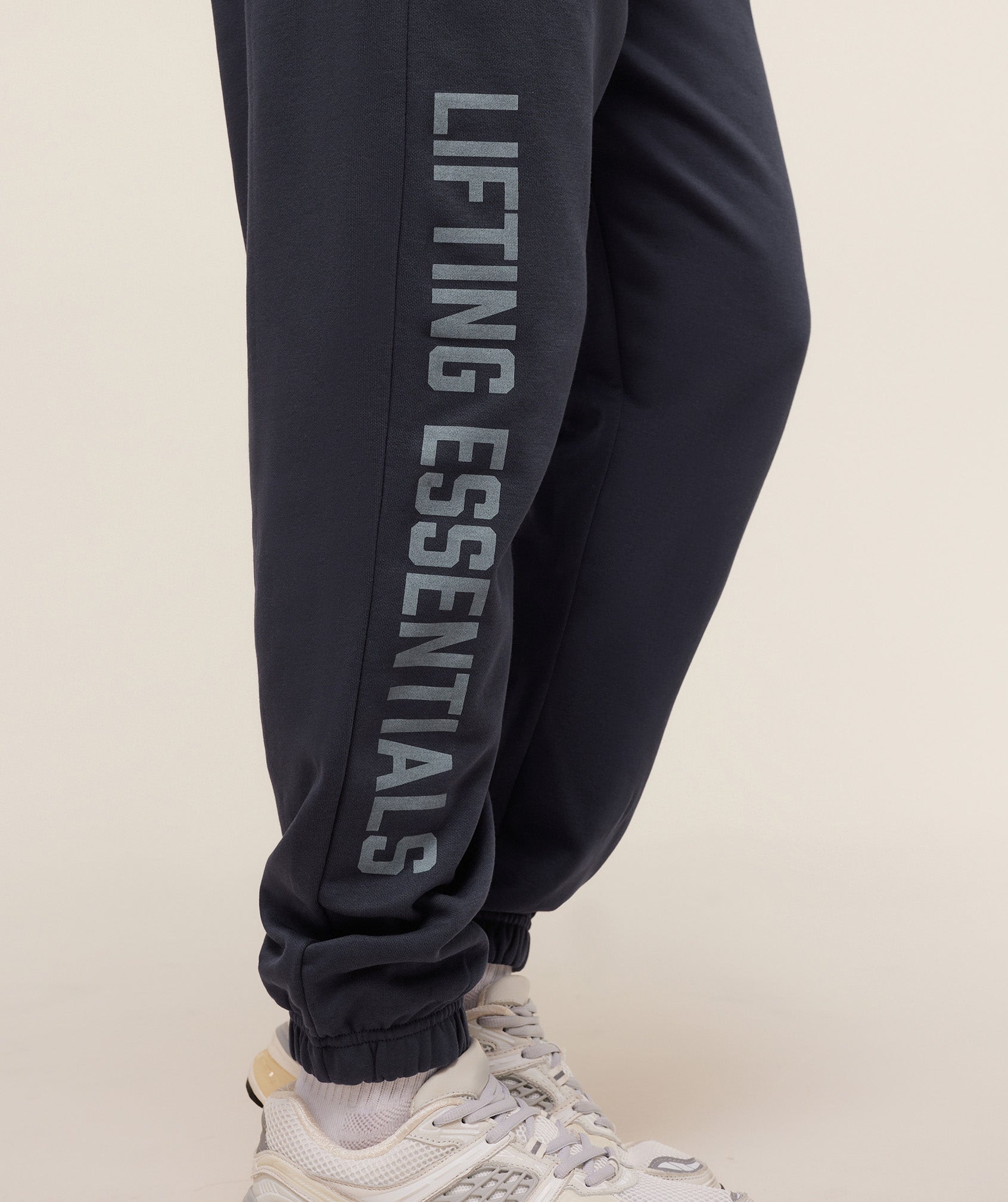 Women's Gymshark Lifting Essentials Joggers Heavy Blue