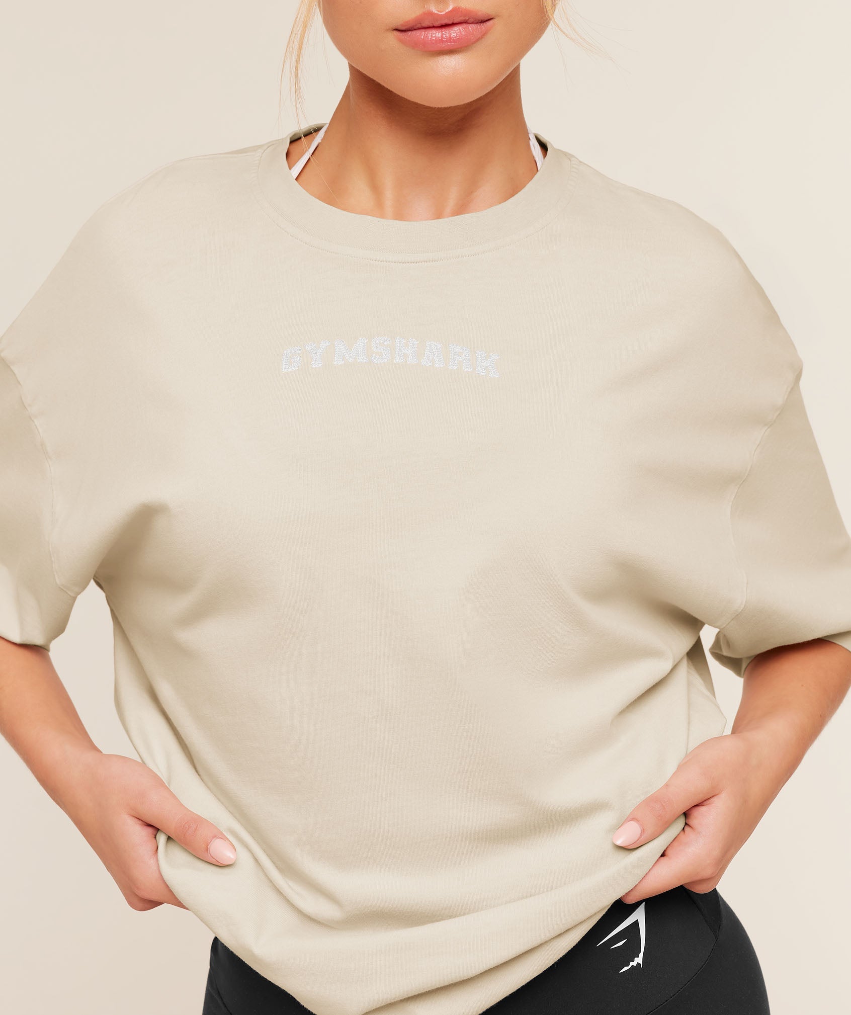 Women's Gymshark Chainstitch Graphic Short Sleeve T-Shirt Pebble Grey