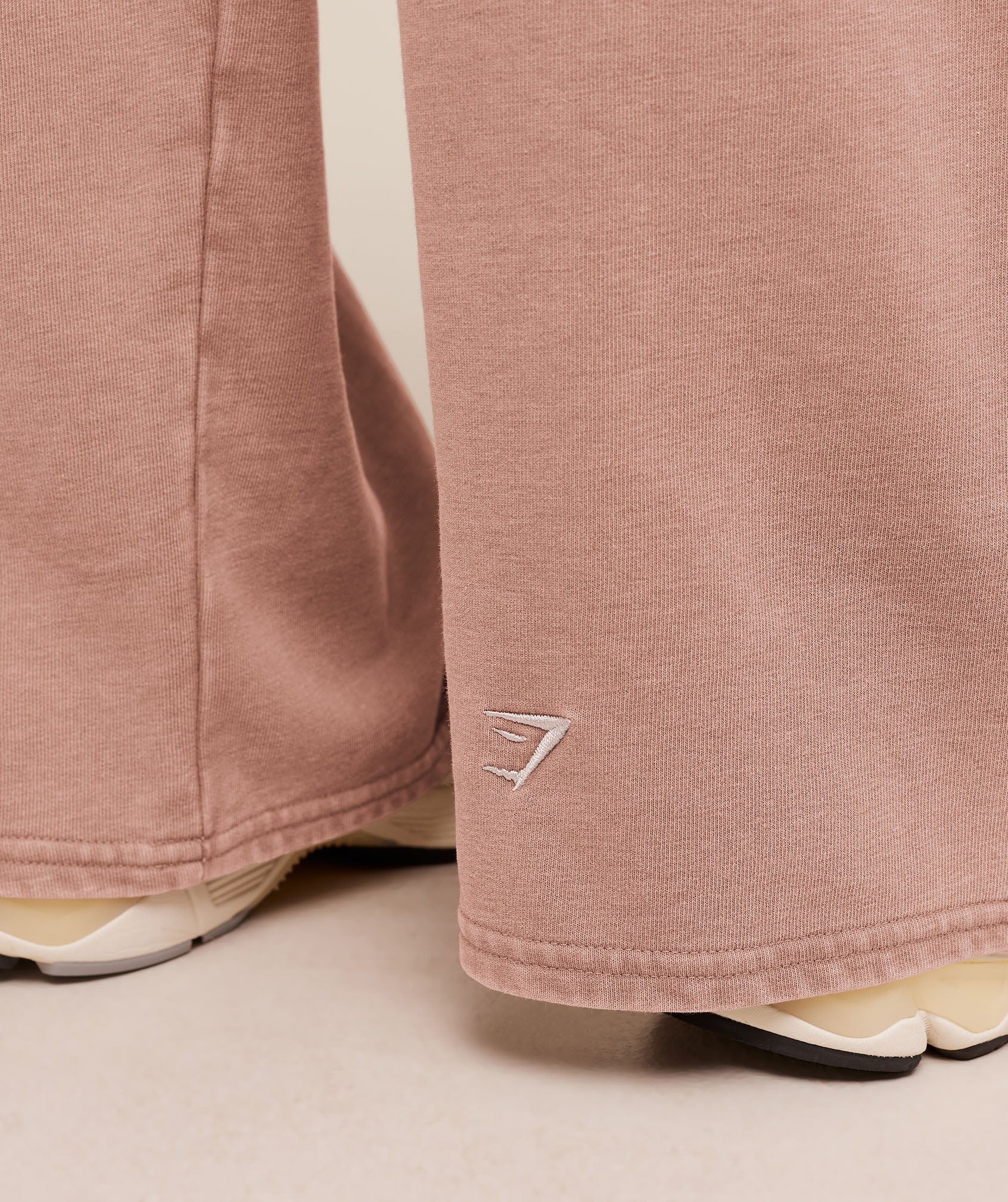 Women's Gymshark Chainstitch Graphic Wide Leg Joggers Chestnut Pink