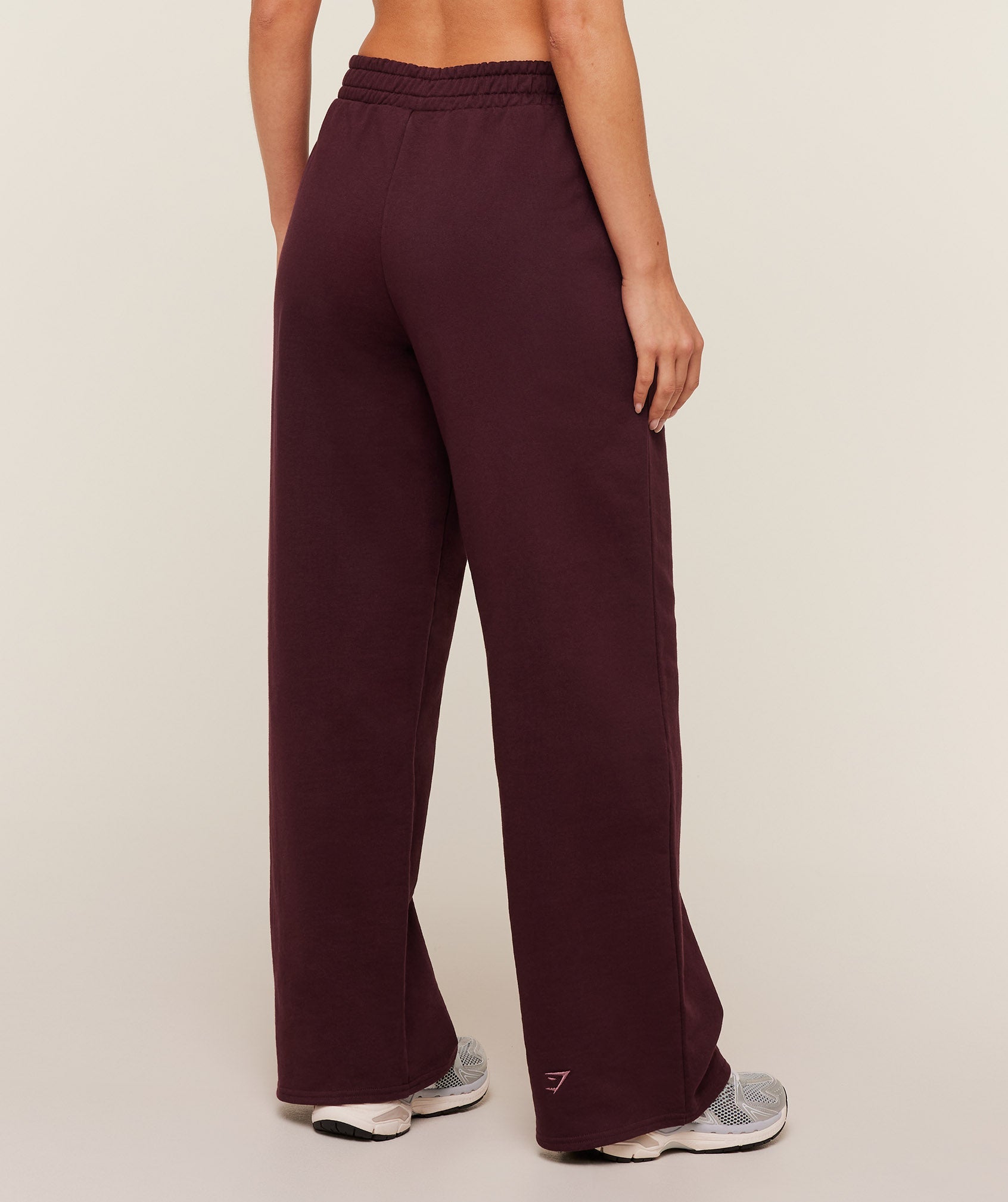 Women's Gymshark Collegiate Graphic Straight Leg Joggers Gs Rich Maroon