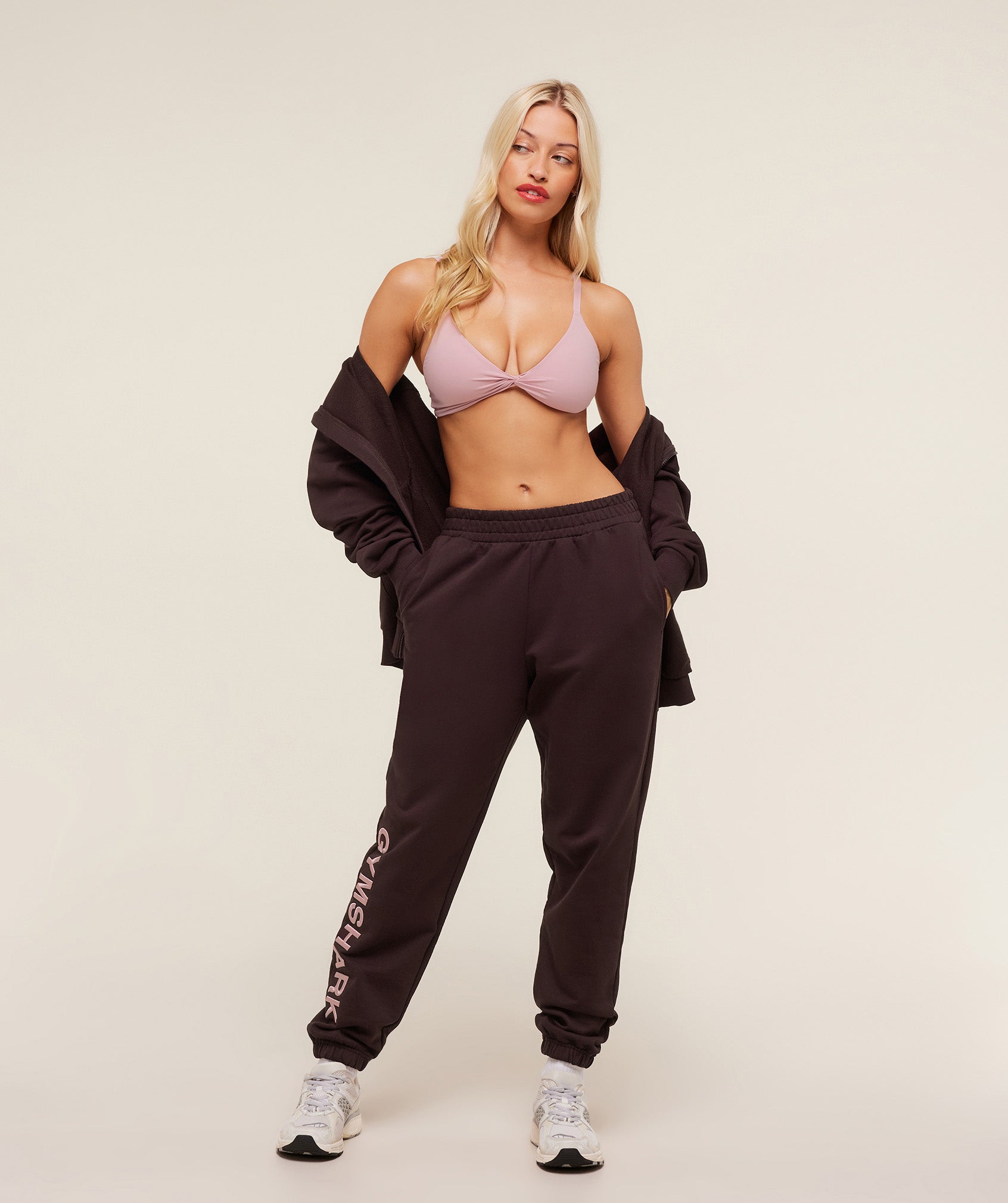 Women's Gymshark Embroidered Logo Joggers Cherry Purple