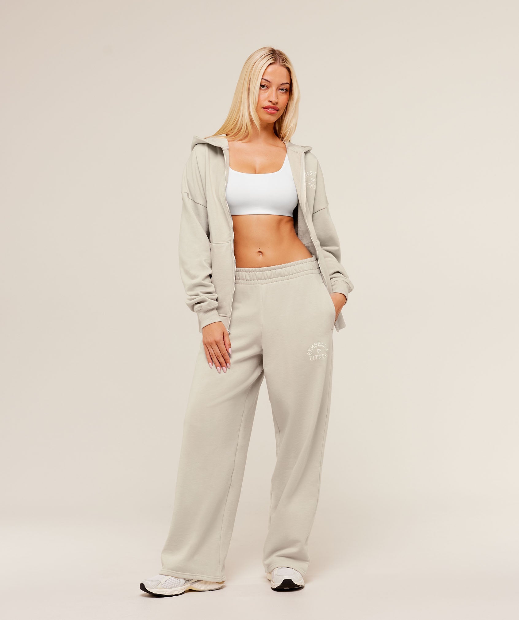 Women's Gymshark Fitness Embroidered Graphic Zip Up Hoodie Pebble Grey