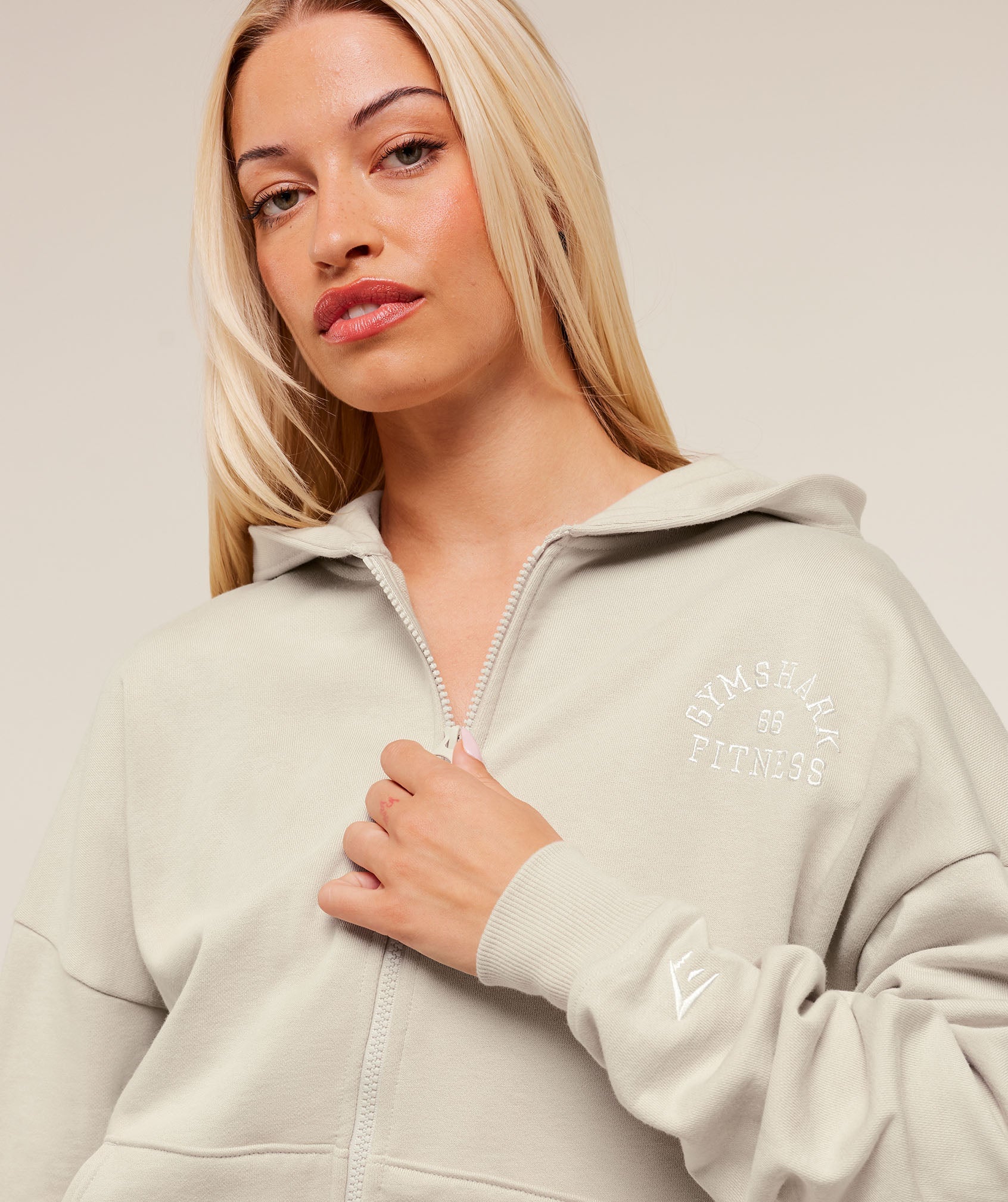 Women's Gymshark Fitness Embroidered Graphic Zip Up Hoodie Pebble Grey