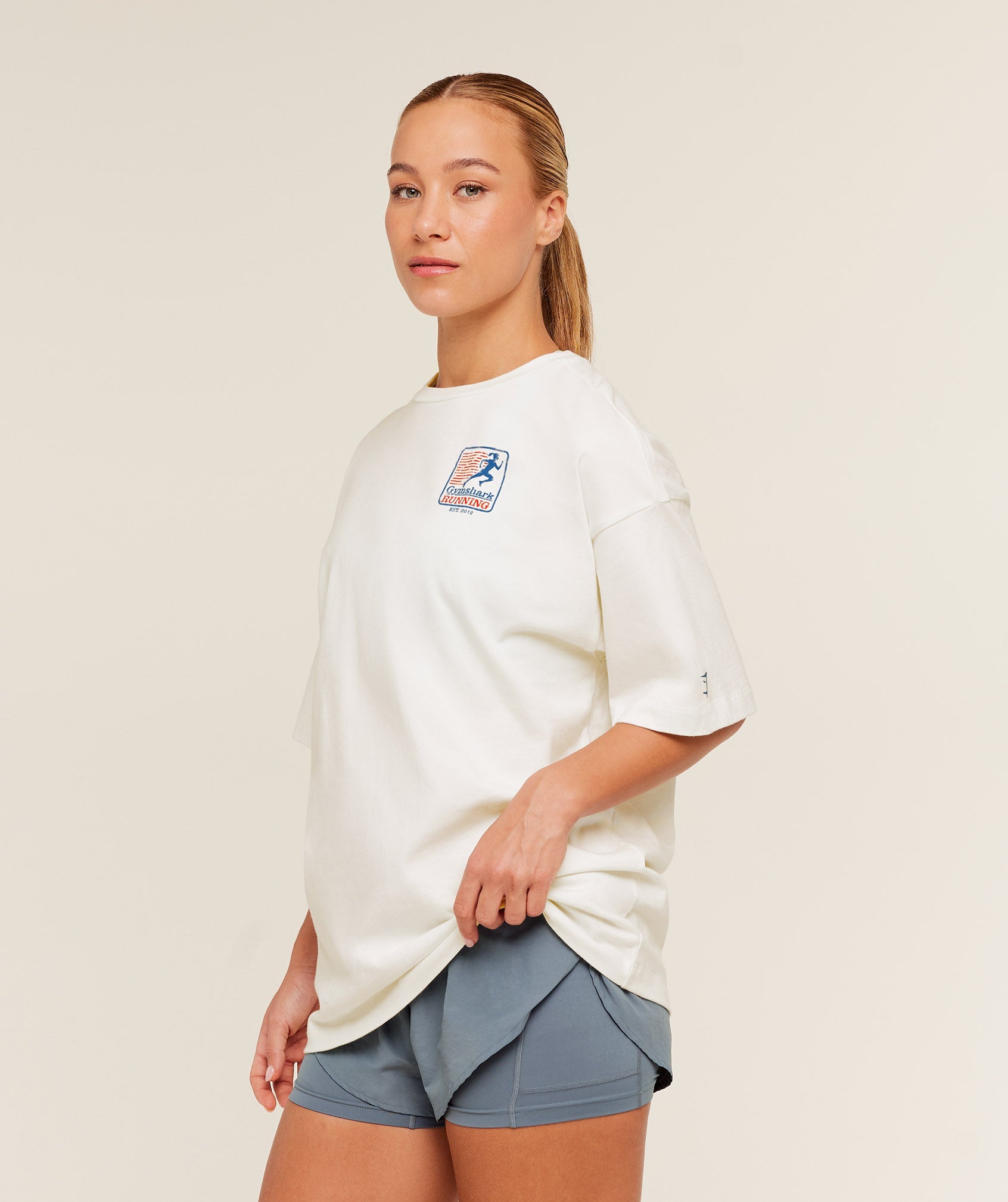 Women's Gymshark Run Club Graphic Short Sleeve T-Shirt Gs Soft White