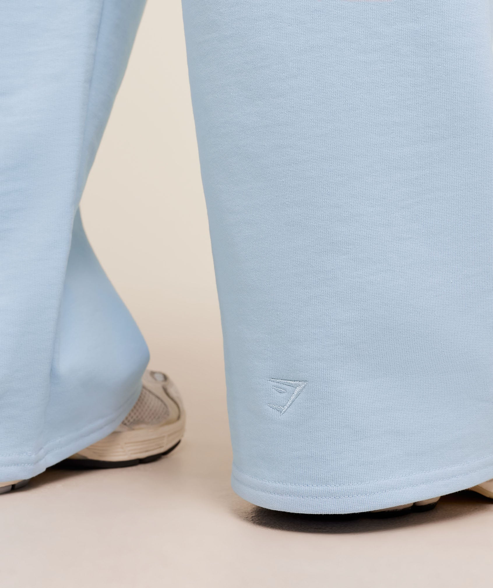 Women's Gymshark Script Embroidery Joggers Chilled Blue