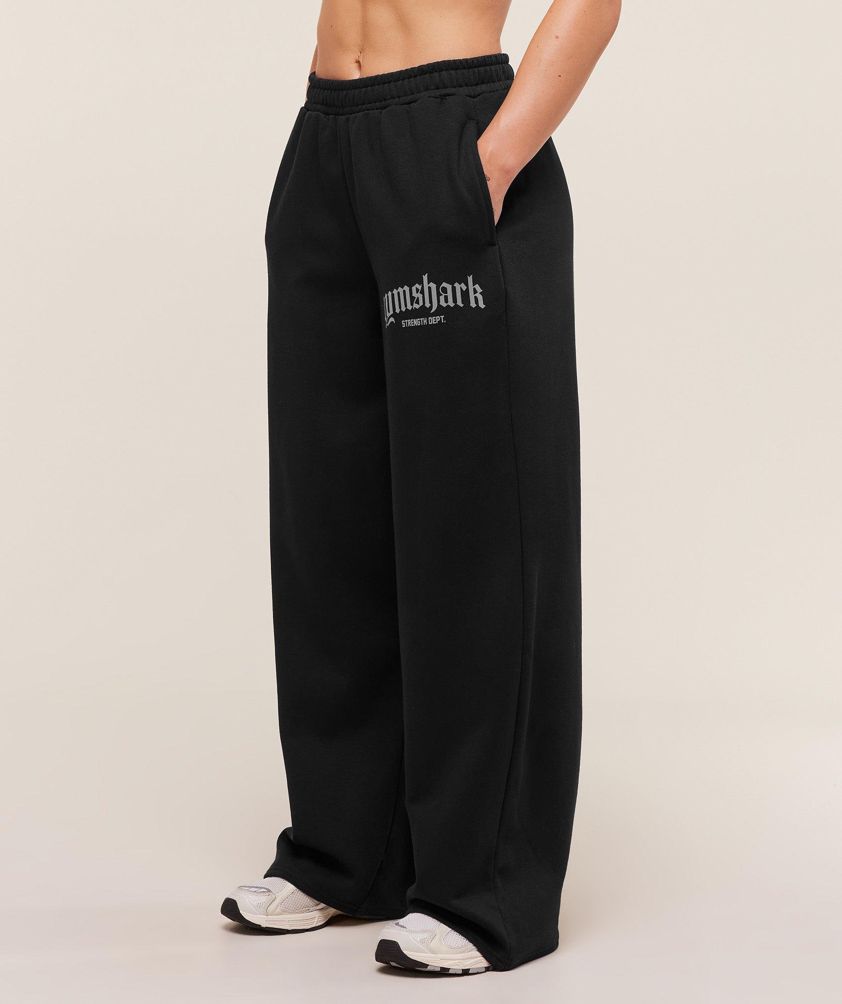 Women's Gymshark Strength Department Wide Leg Joggers Black