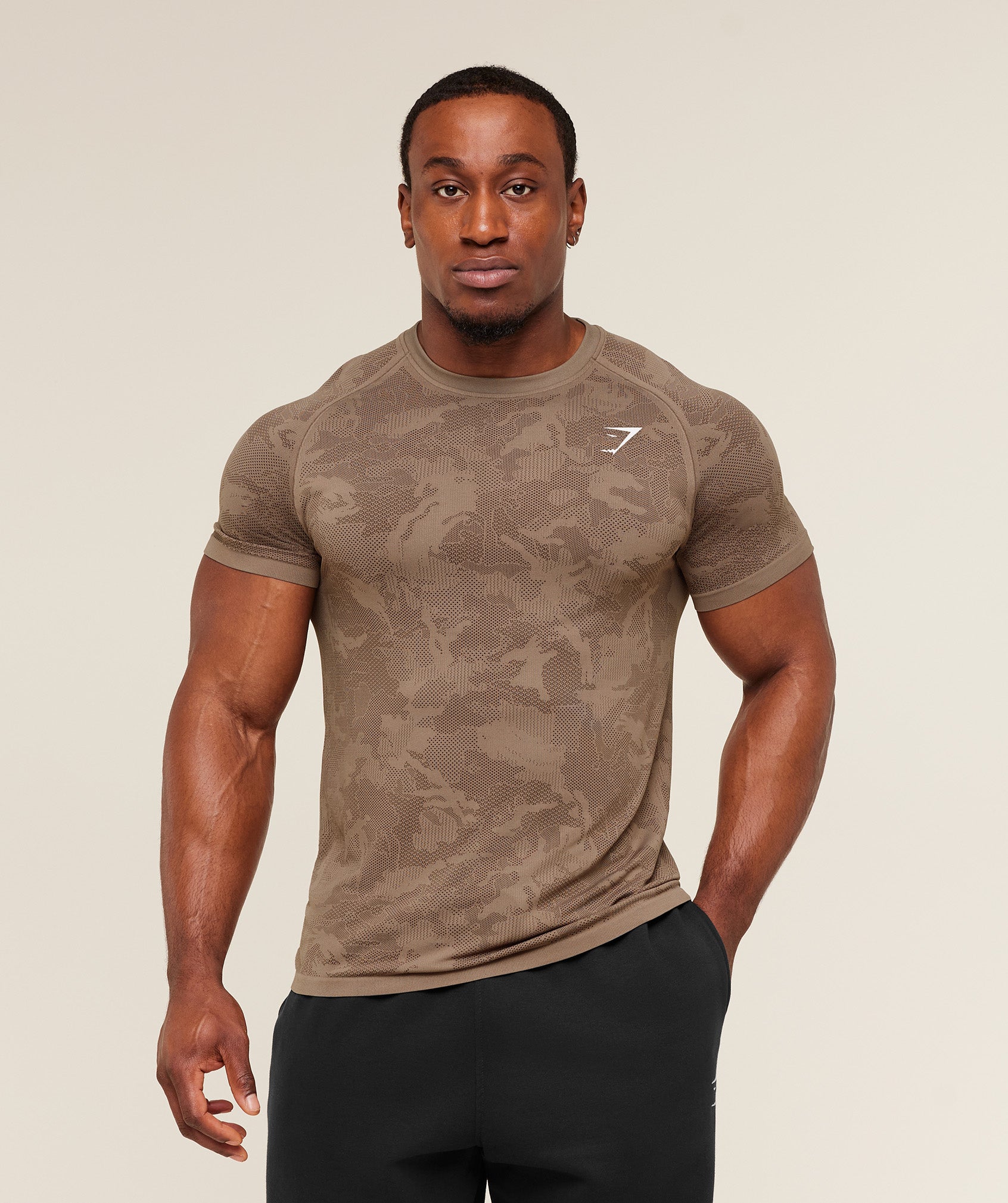 Gymshark Geo Seamless T-Shirt Lifestyle Brown