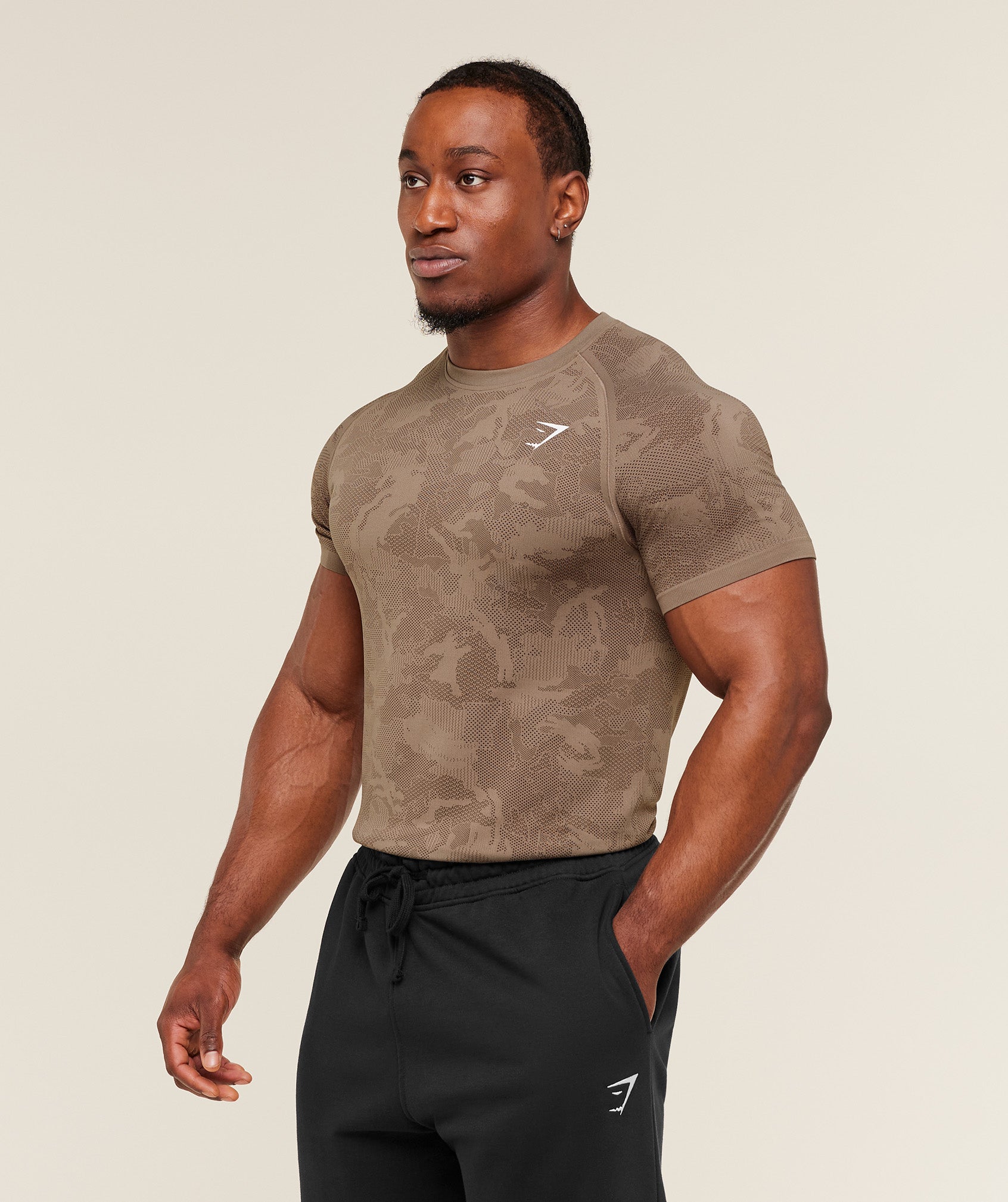 Gymshark Geo Seamless T-Shirt Lifestyle Brown
