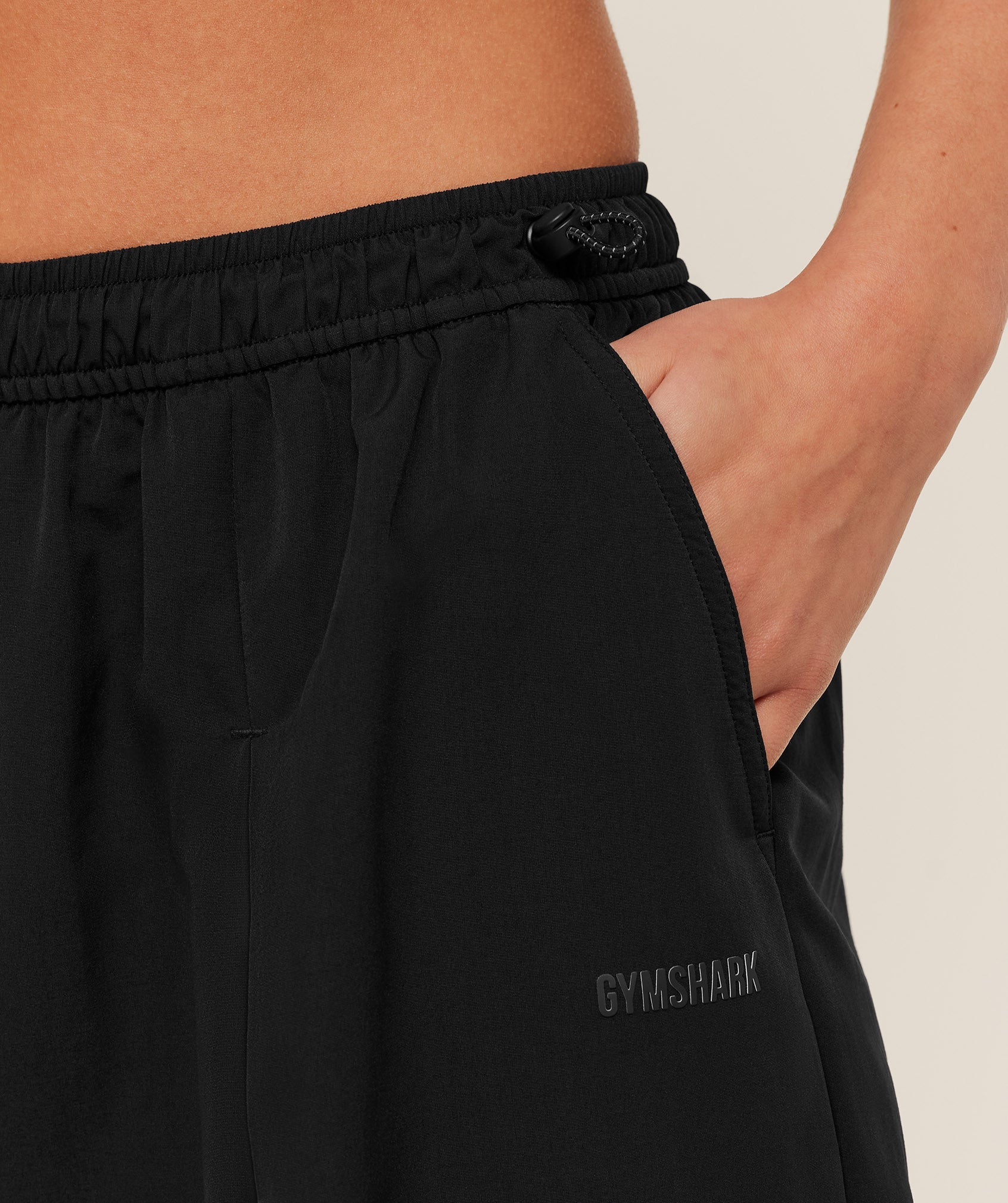 Women's Gymshark Weekend Lifestyle Parachute Pant Gs Black