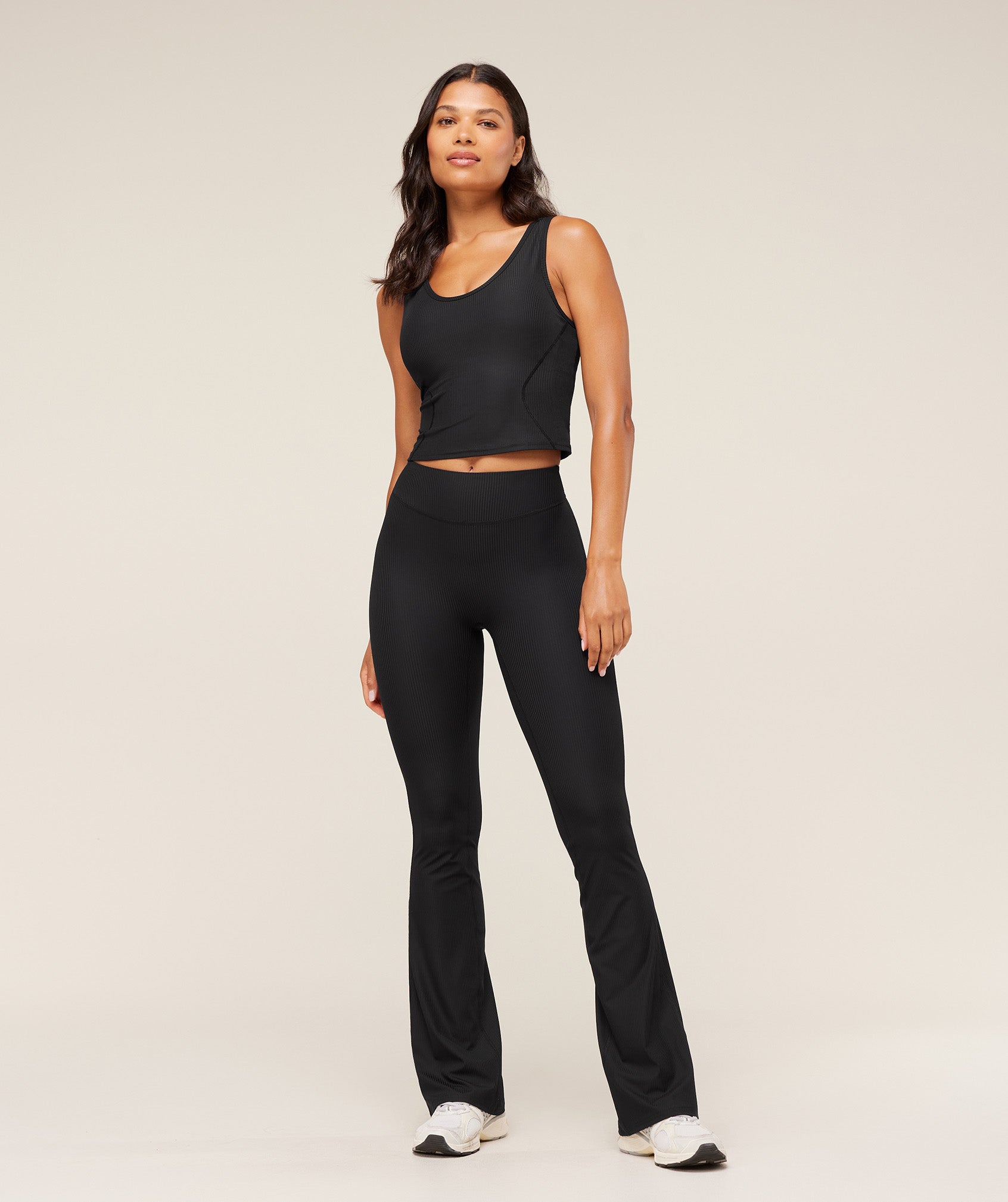 Women's Gymshark Ribbed Midi Tank With Shelf Black