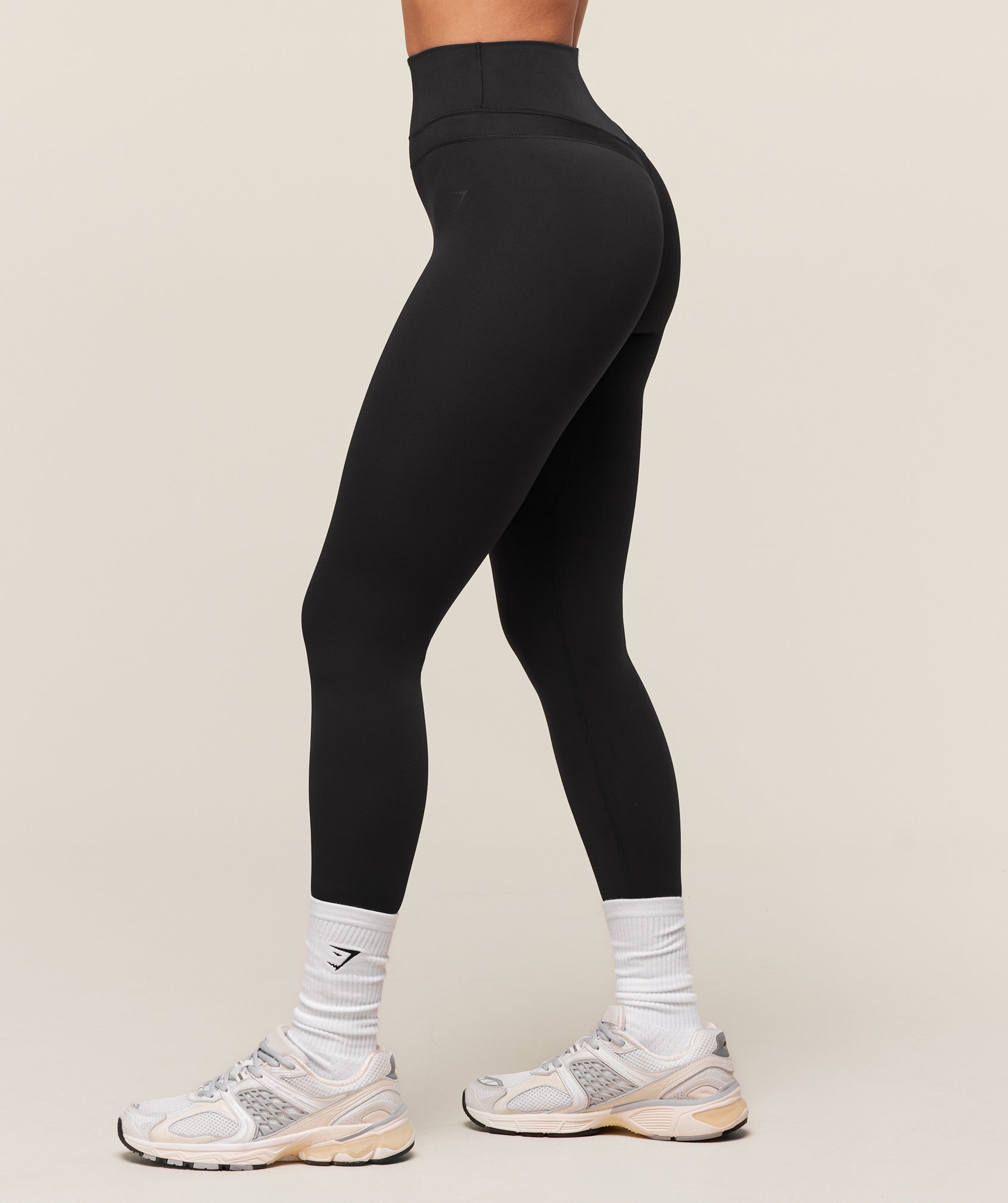 Women's Gymshark Whitney Regular Legging Black