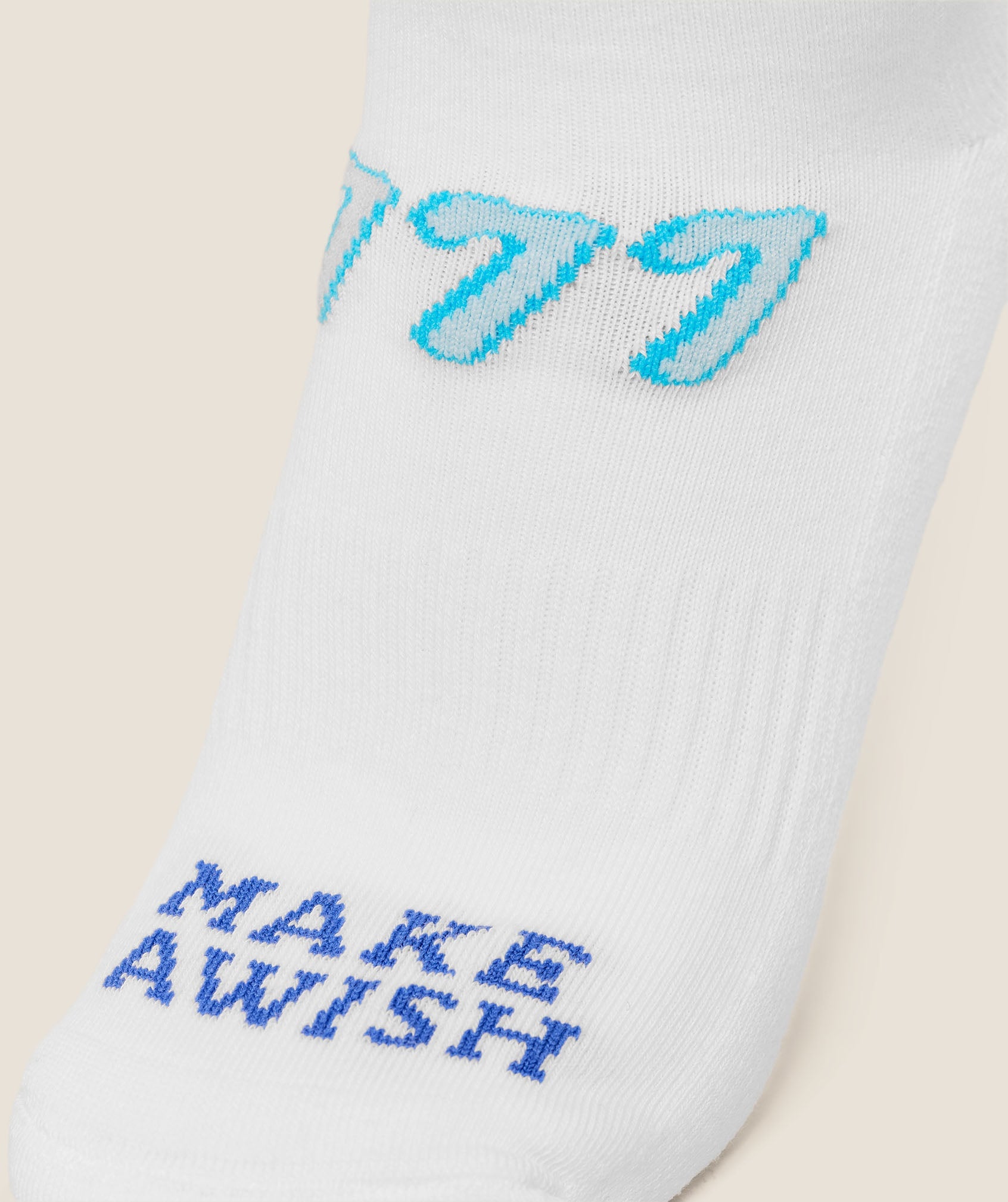 Women's Gymshark Lucky Graphic Crew Socks 3Pk White