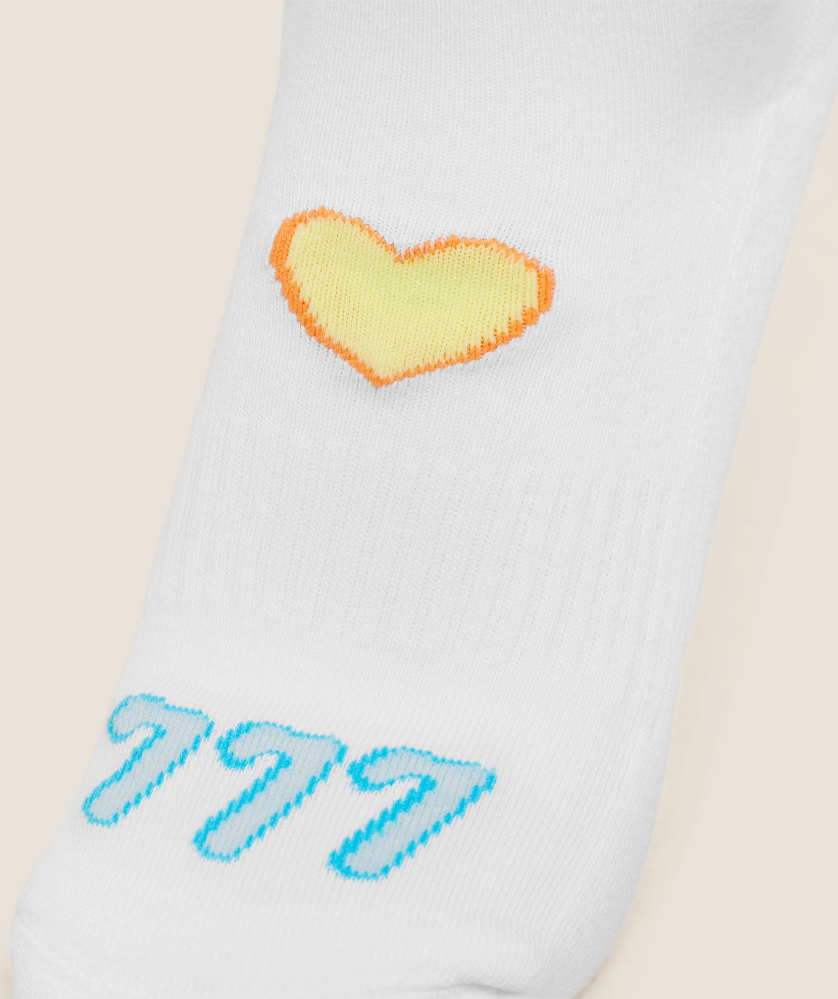 Women's Gymshark Lucky Graphic Crew Socks 3Pk White