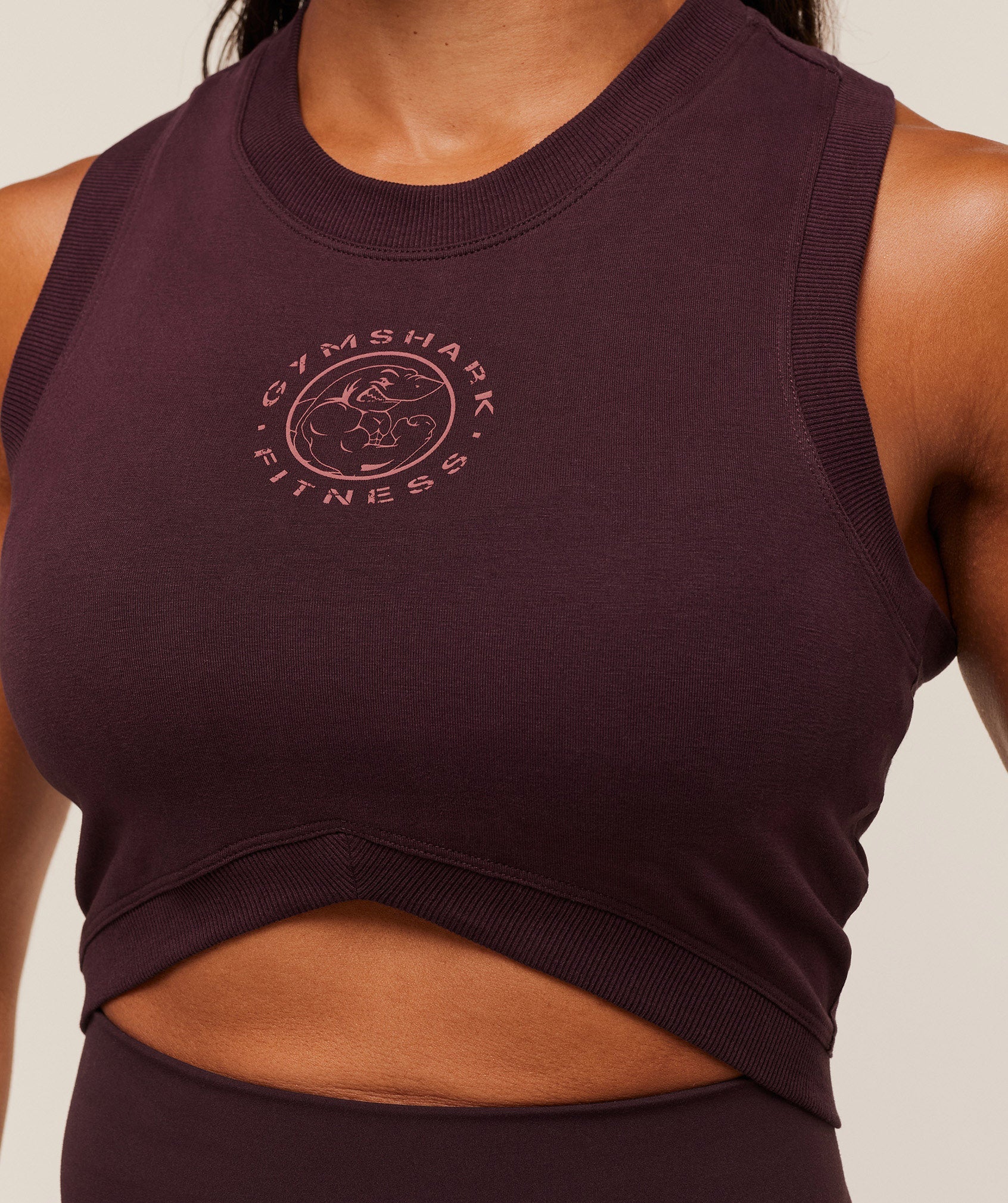 Women's Gymshark Legacy Sleeveless Crop Top Cherry Purple