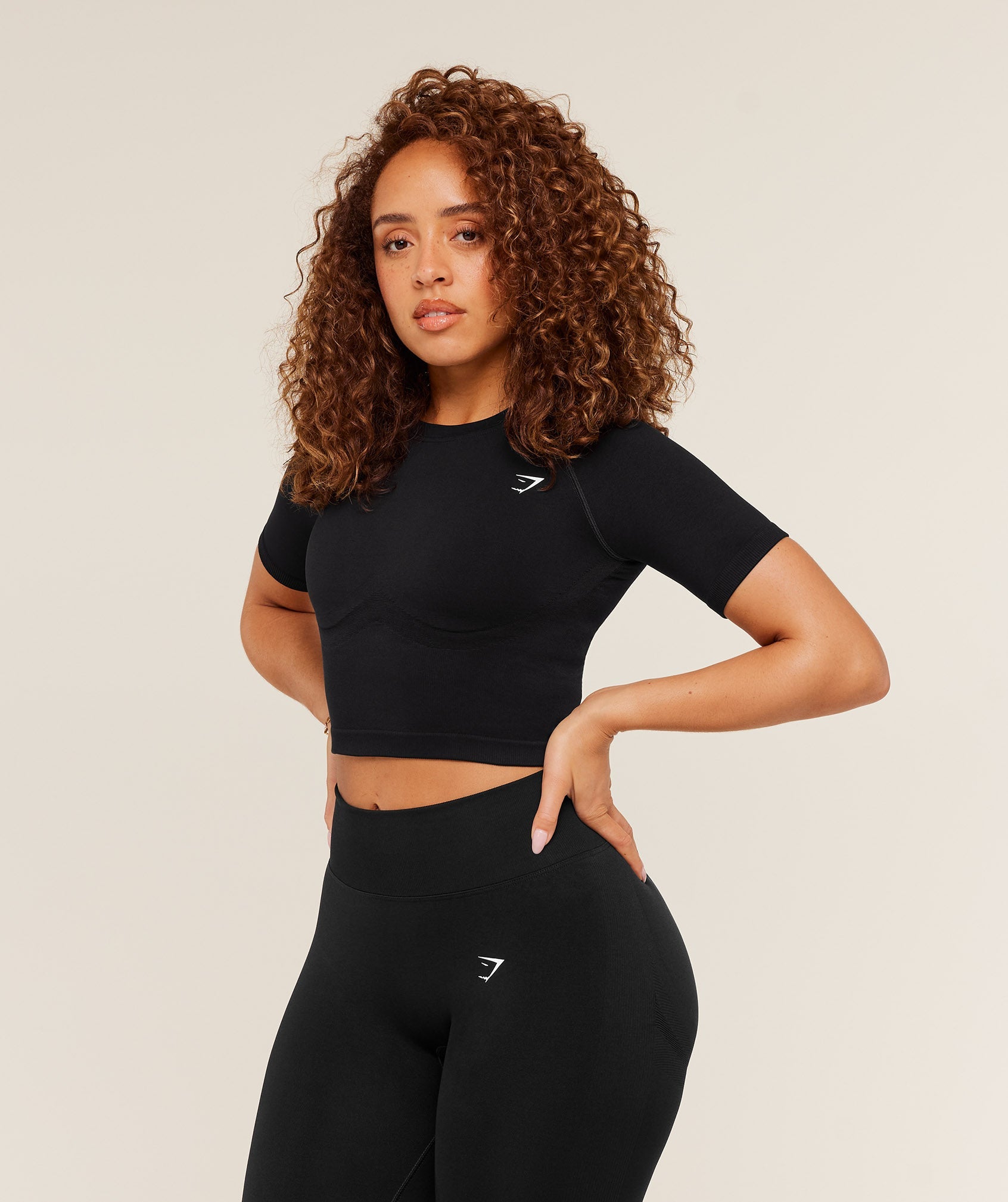 Women's Gymshark Lift Seamless Short Sleeve Top Black Marl