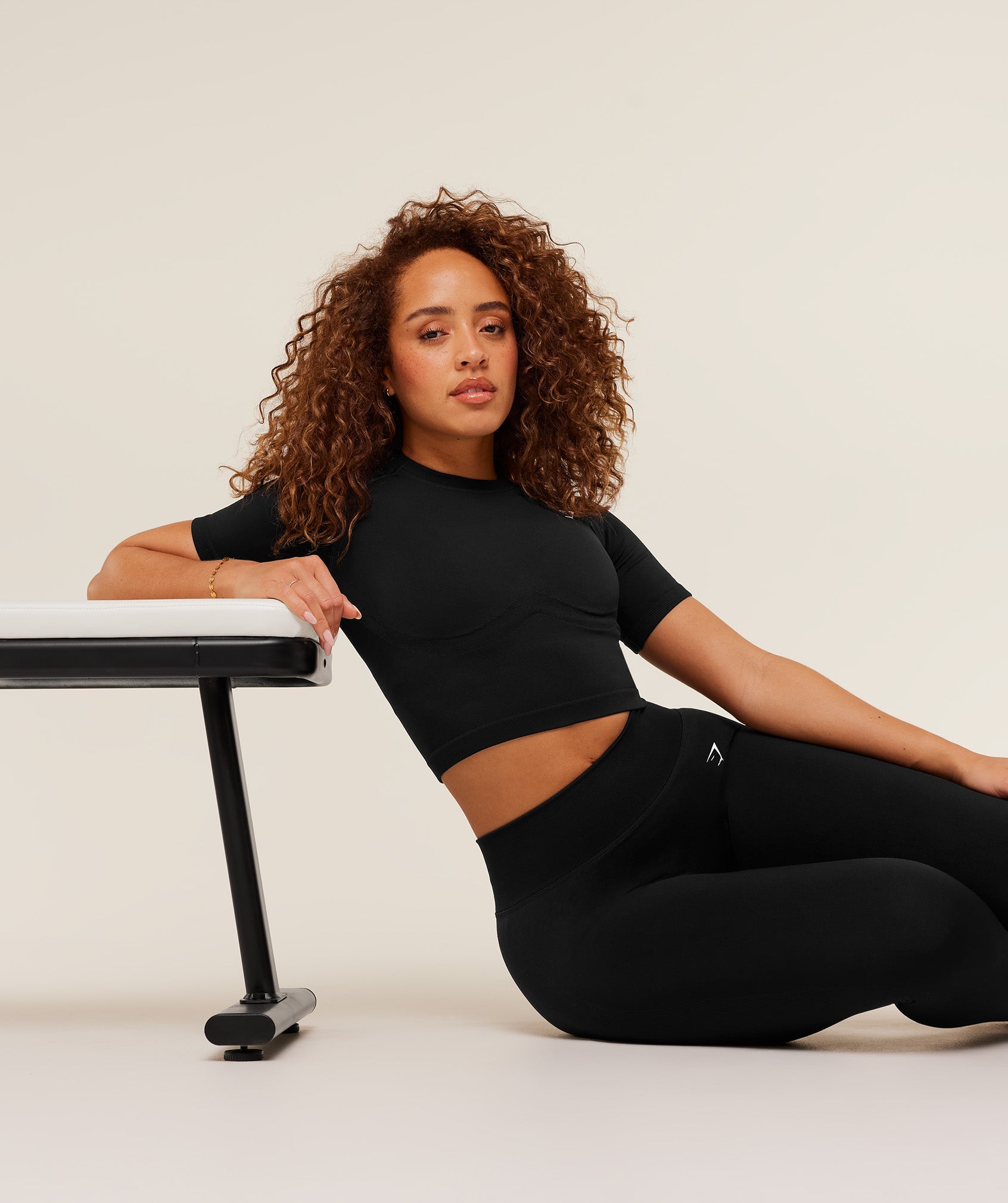Women's Gymshark Lift Seamless Short Sleeve Top Black Marl