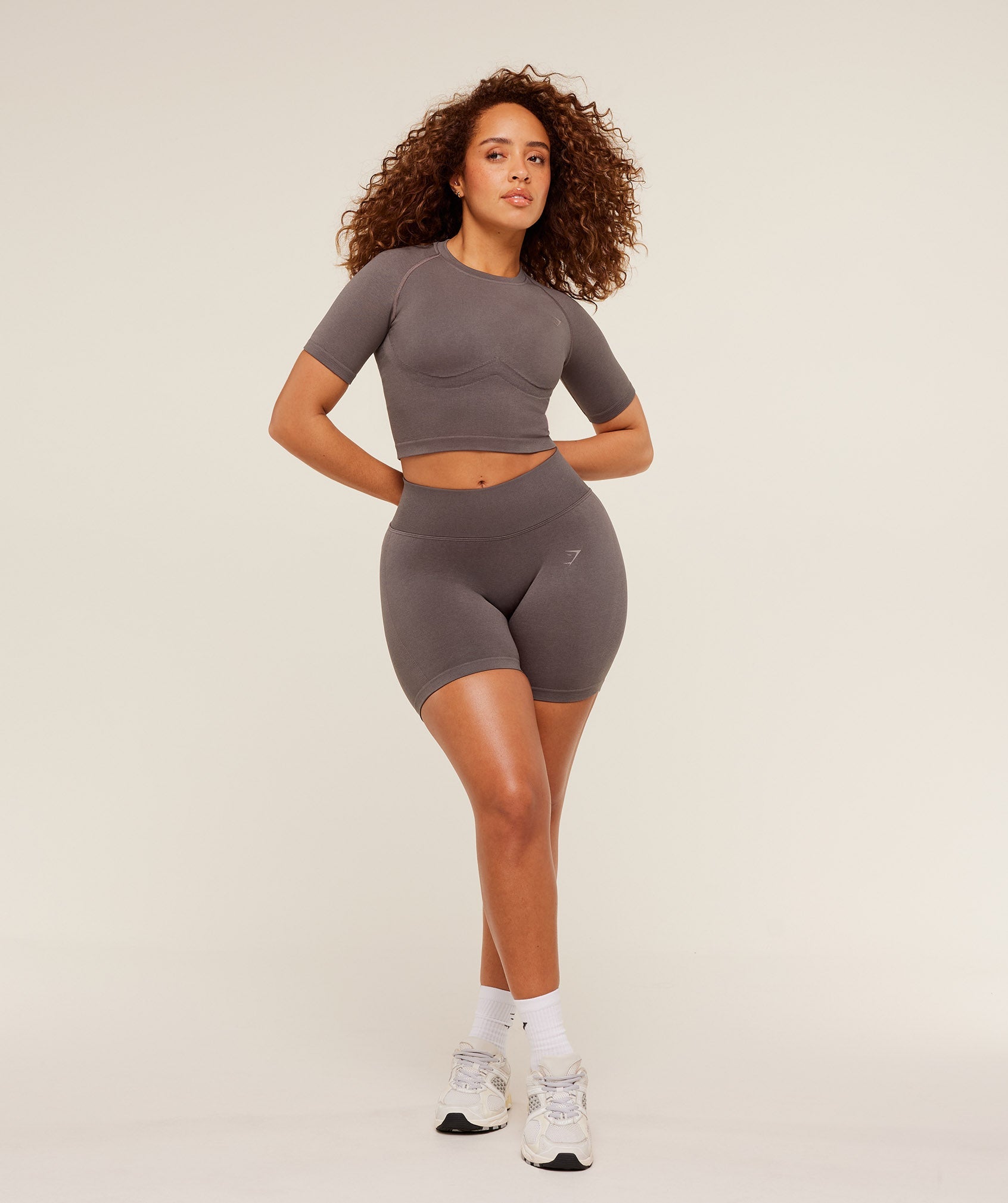 Women's Gymshark Lift Seamless Shorts Cool Brown